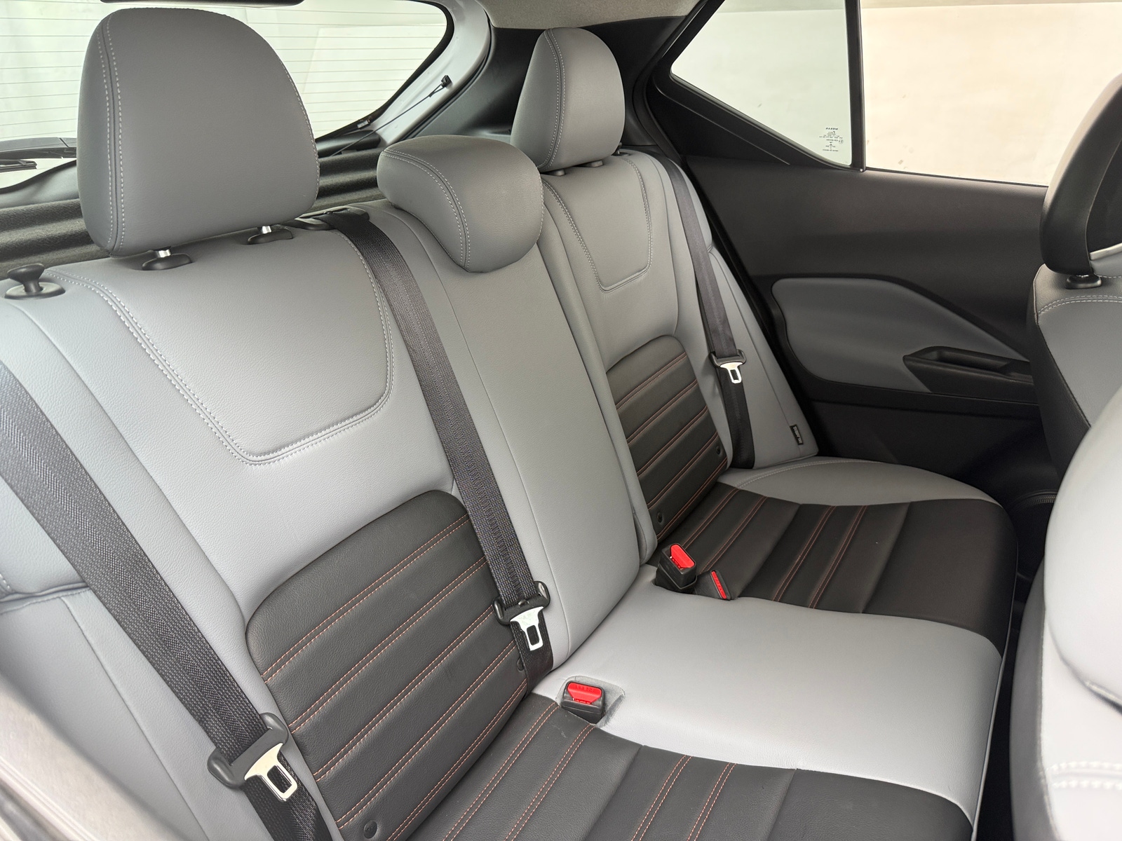 Thumbnail: 2021 Nissan Kicks - 6