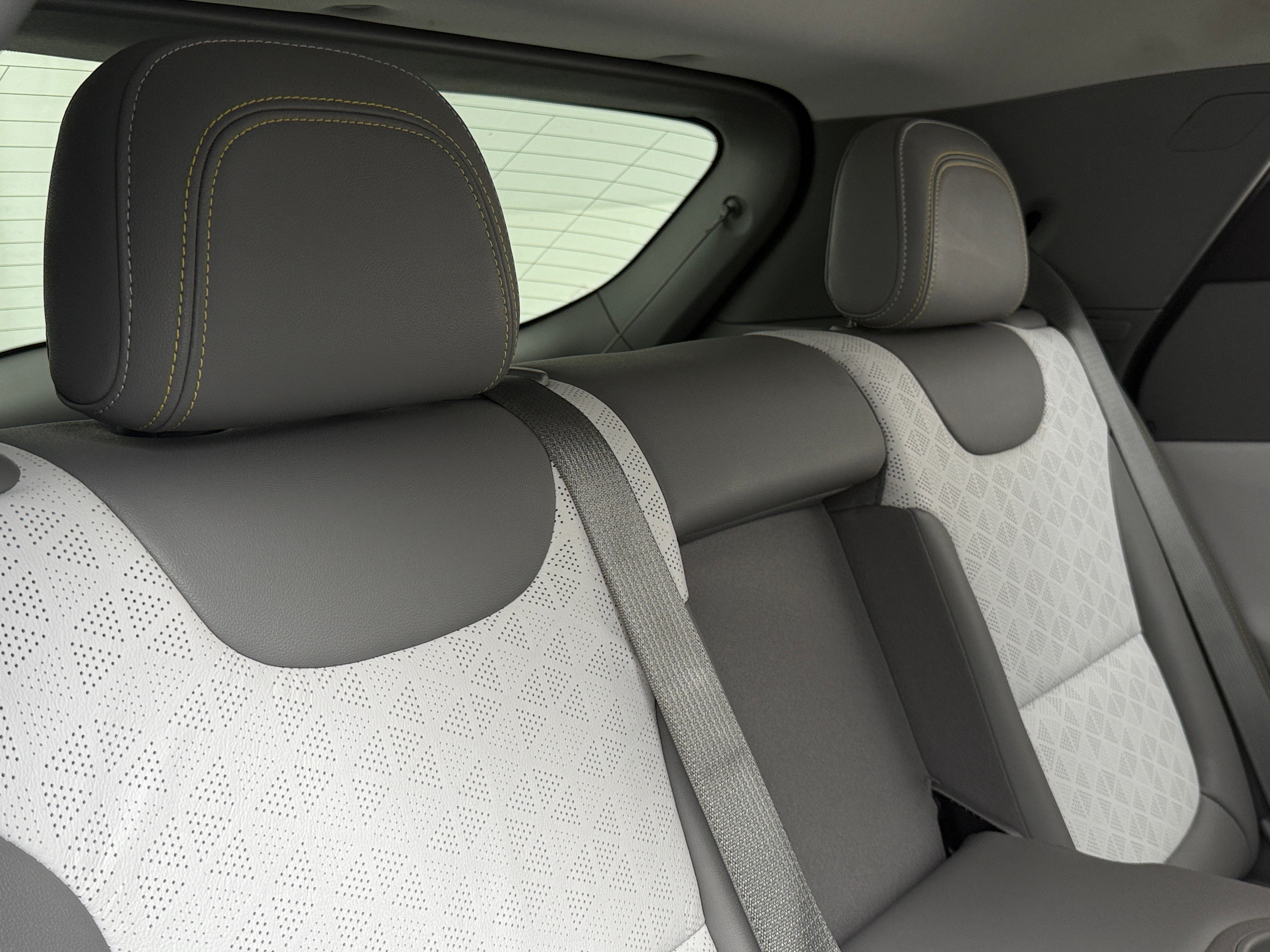 Used 2023 Chevrolet Bolt EUV Premier with VIN 1G1FZ6S08P4201415 for sale in Auburn, WA