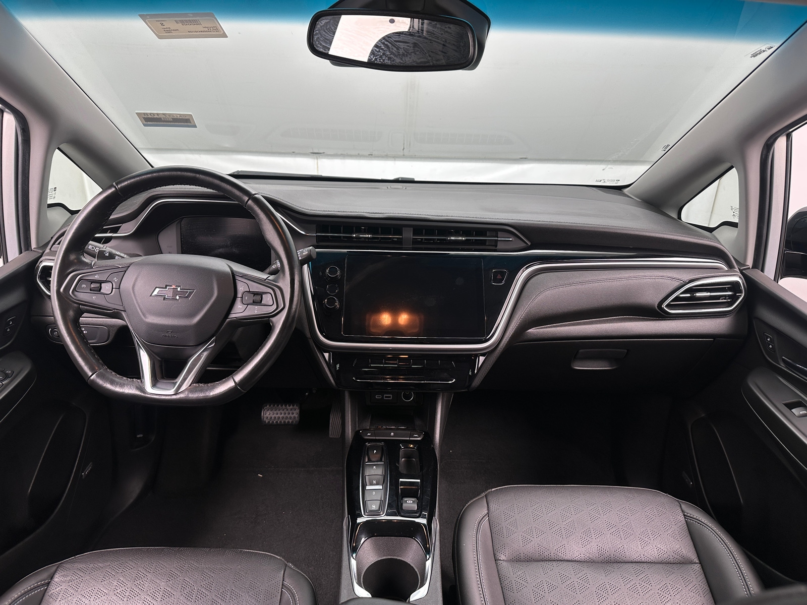 Thumbnail: 2022 Chevrolet Bolt EV - 2