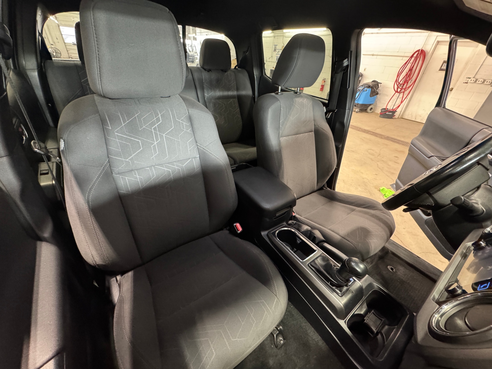 Thumbnail: 2016 Toyota Tacoma - 2