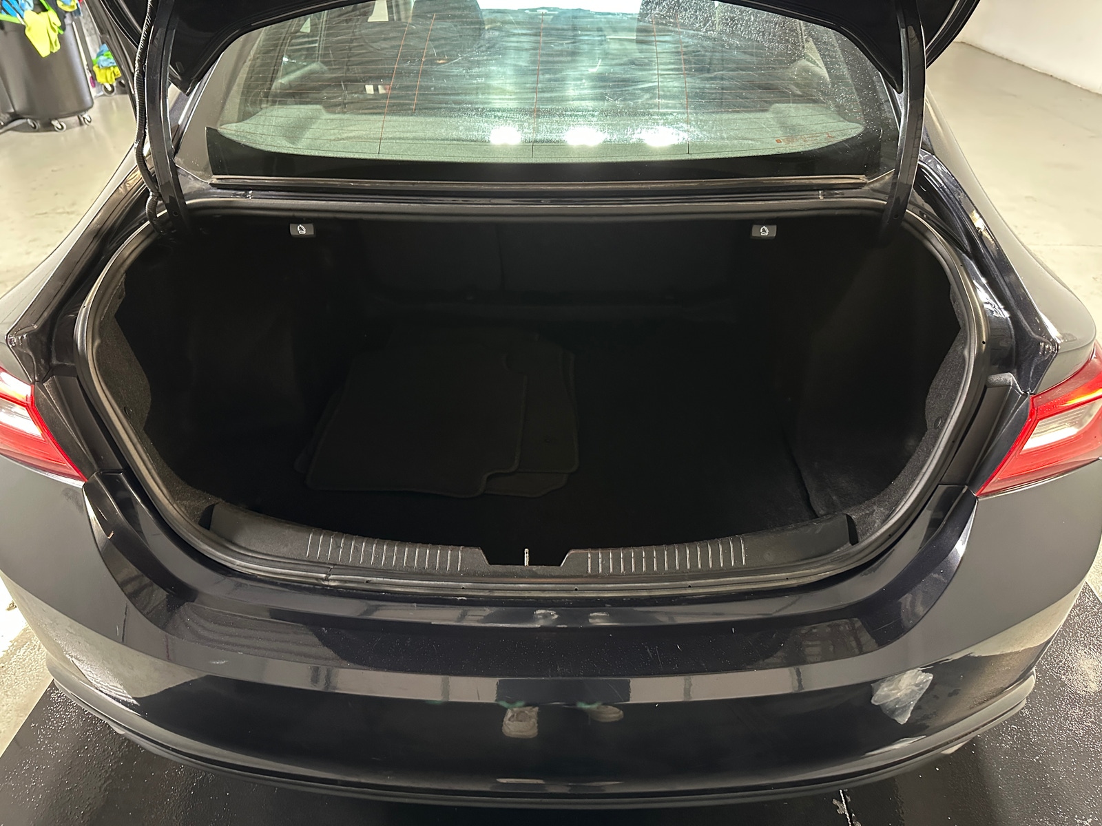 Thumbnail: 2023 Chevrolet Malibu - 7