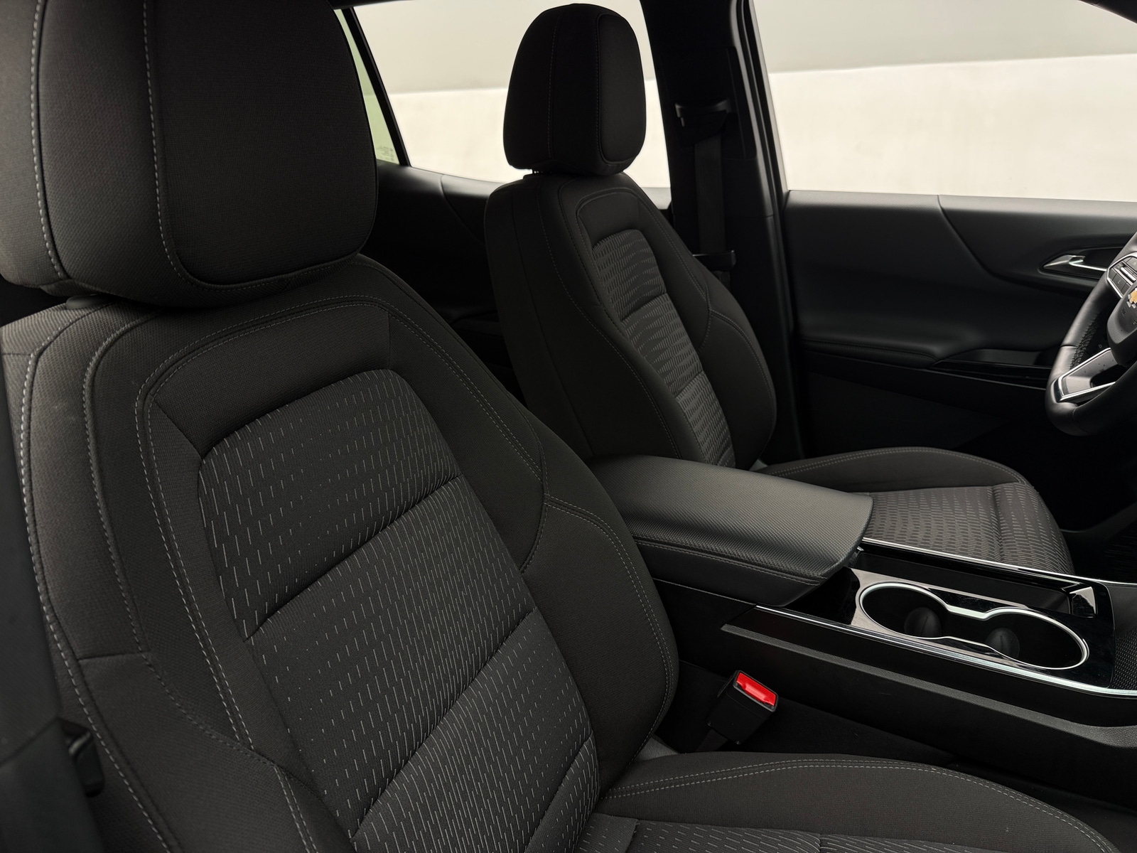 Thumbnail: 2025 Chevrolet Equinox - 2