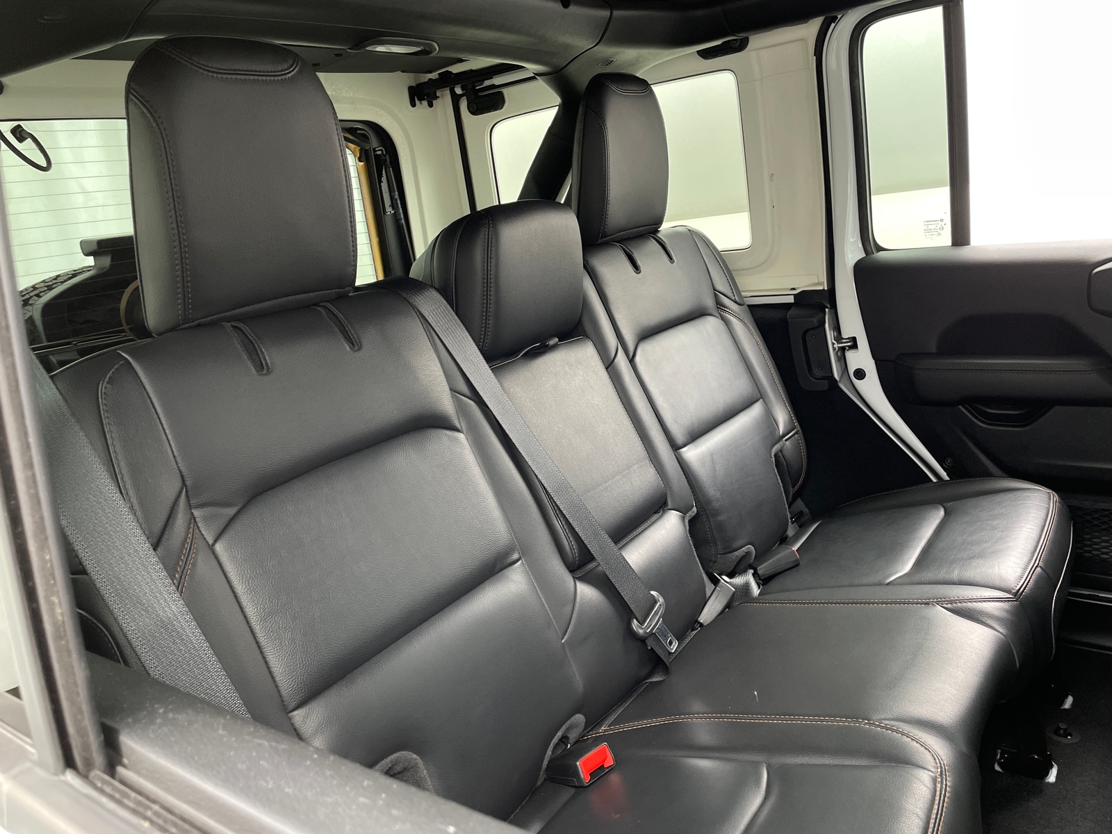 Thumbnail: 2021 Jeep Wrangler - 5