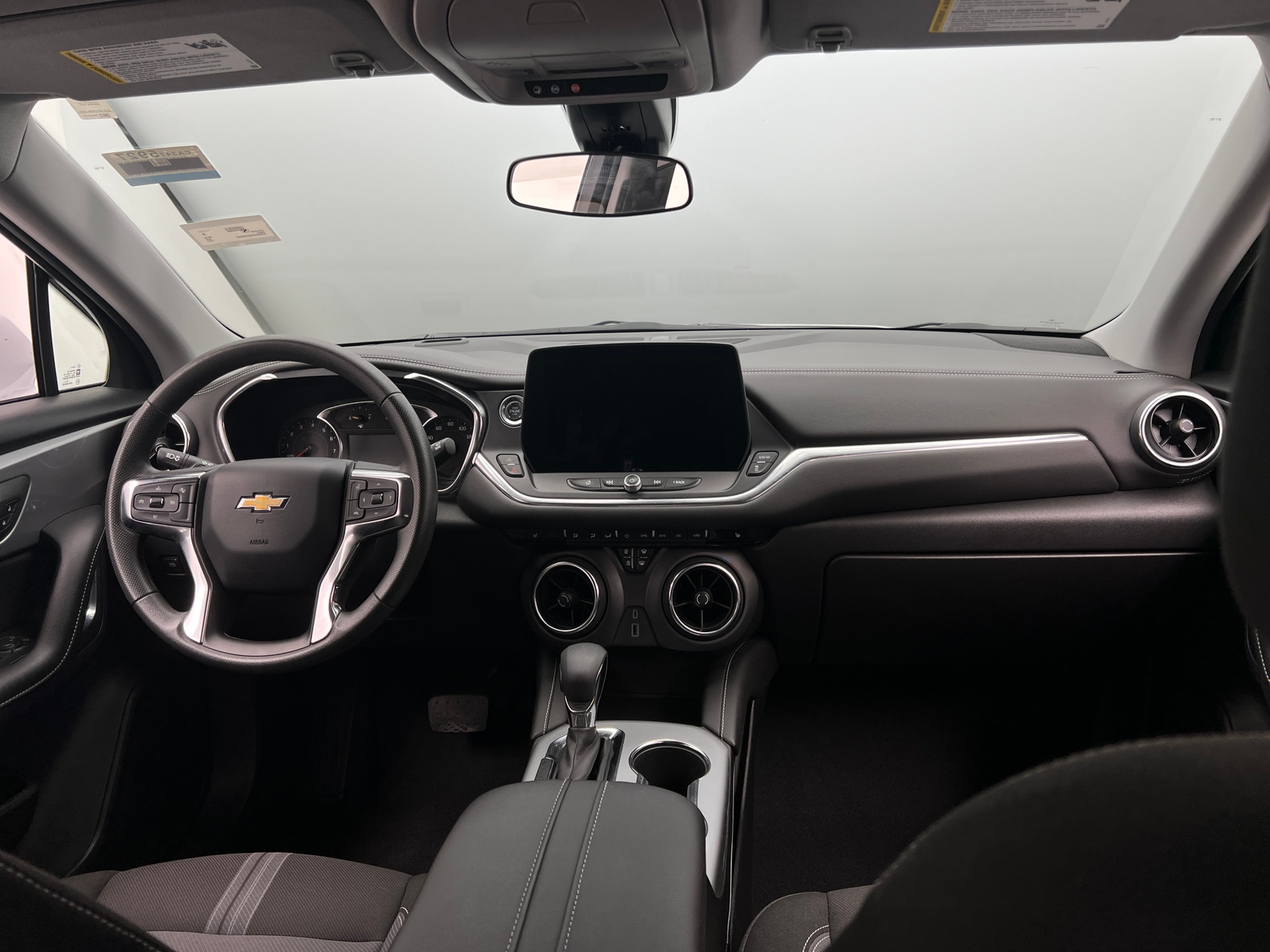 Thumbnail: 2025 Chevrolet Blazer - 3