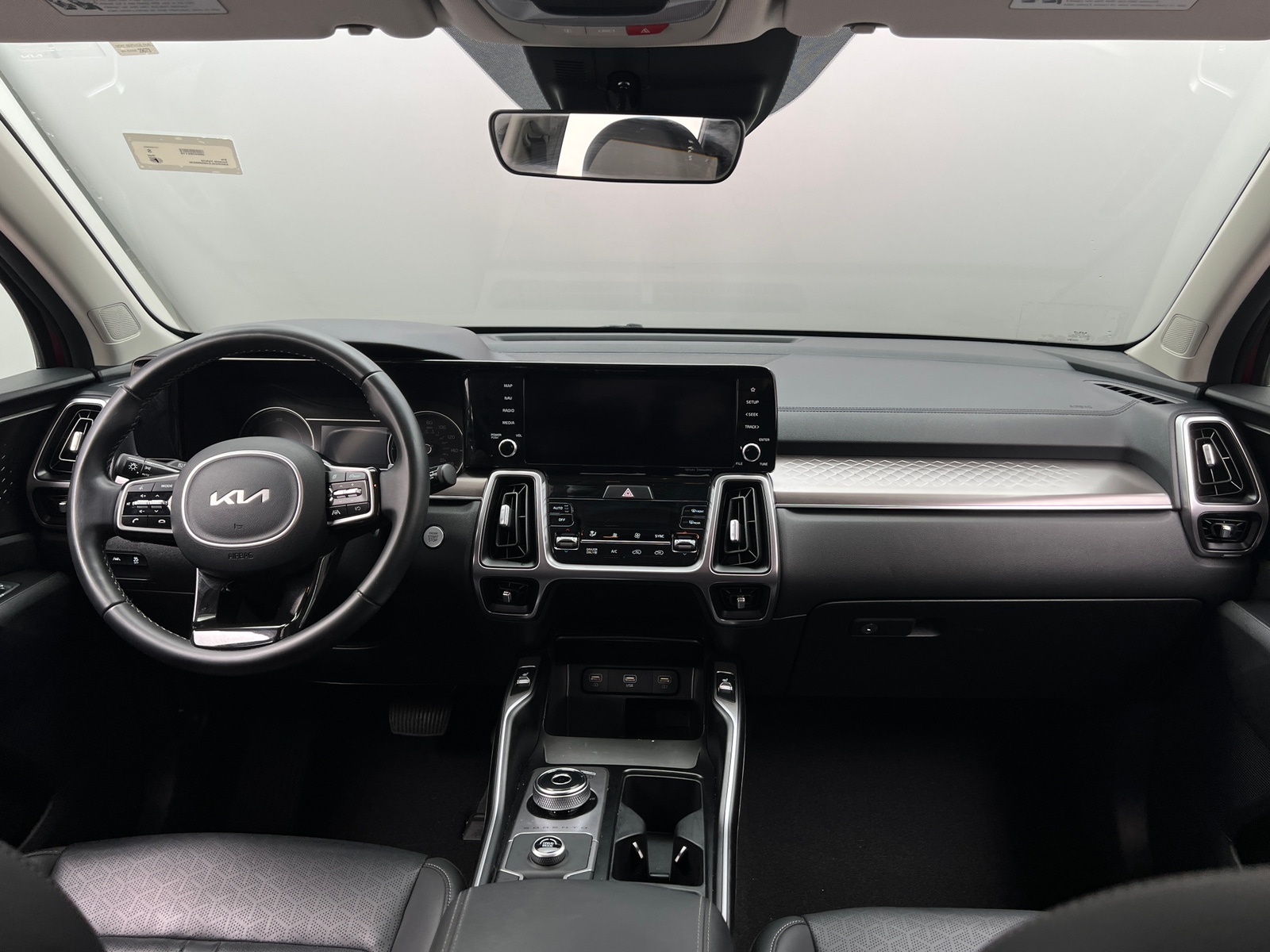 Thumbnail: 2022 Kia Sorento - 2