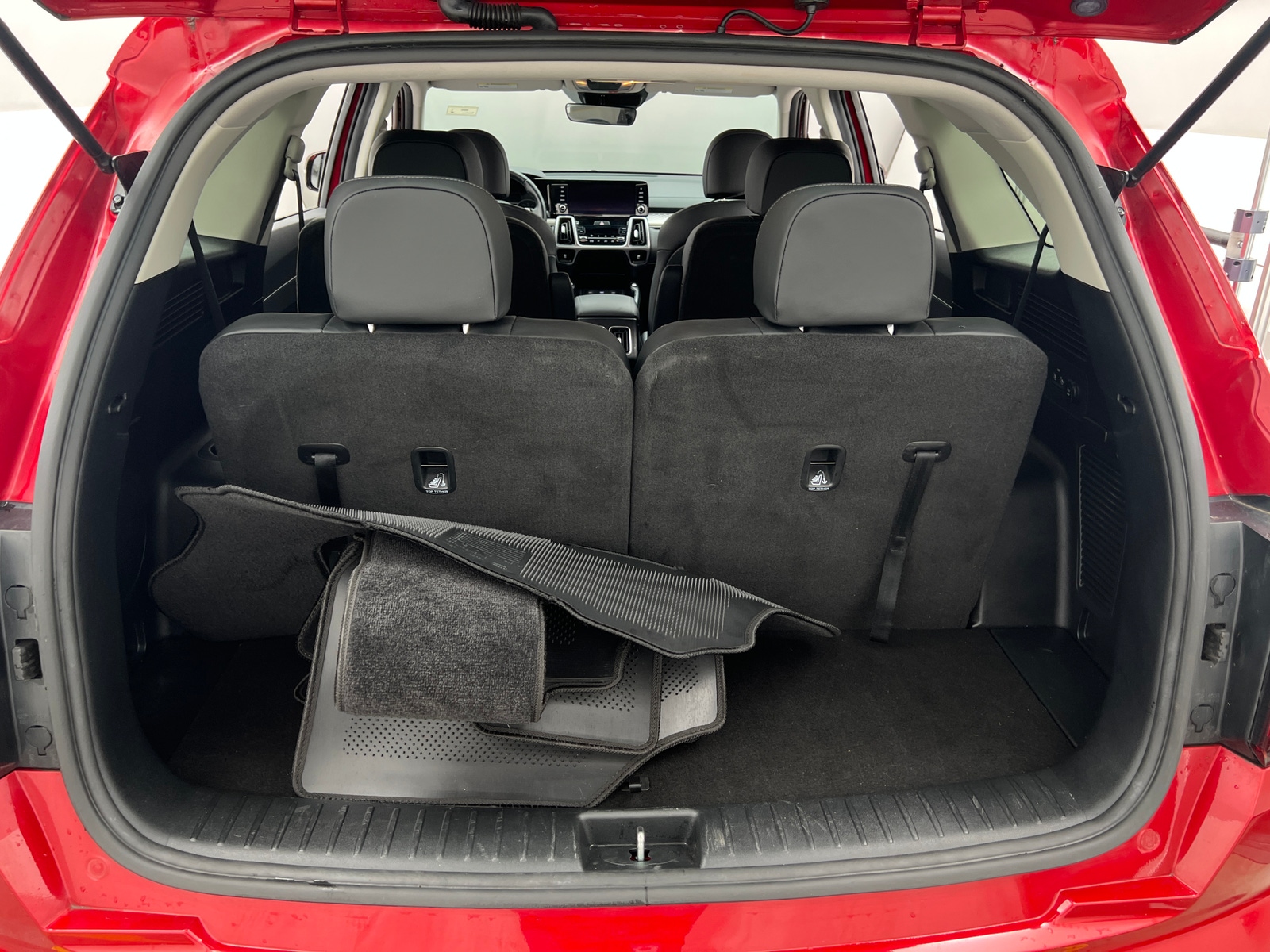 Thumbnail: 2022 Kia Sorento - 6