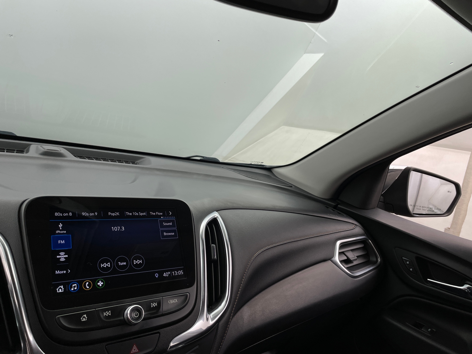 Thumbnail: 2019 Chevrolet Equinox - 3