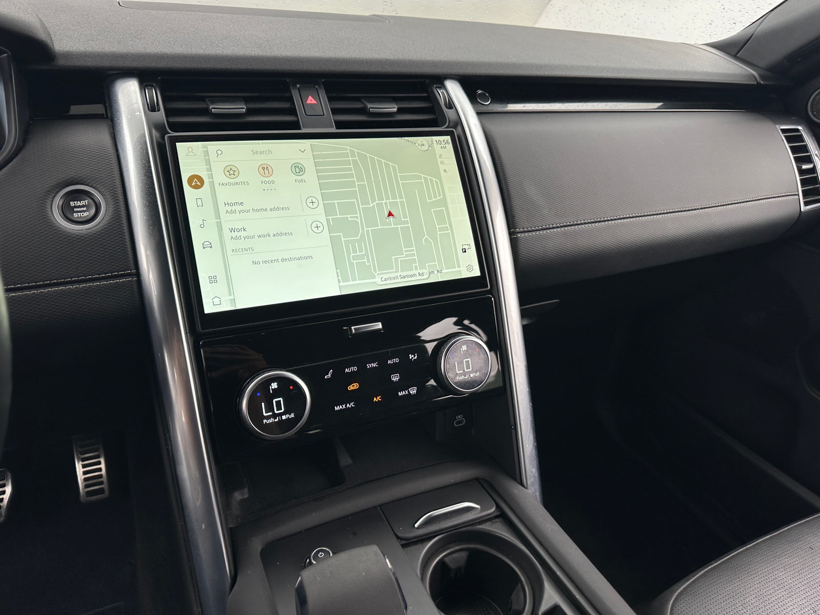 Thumbnail: 2021 Land Rover Discovery - 3