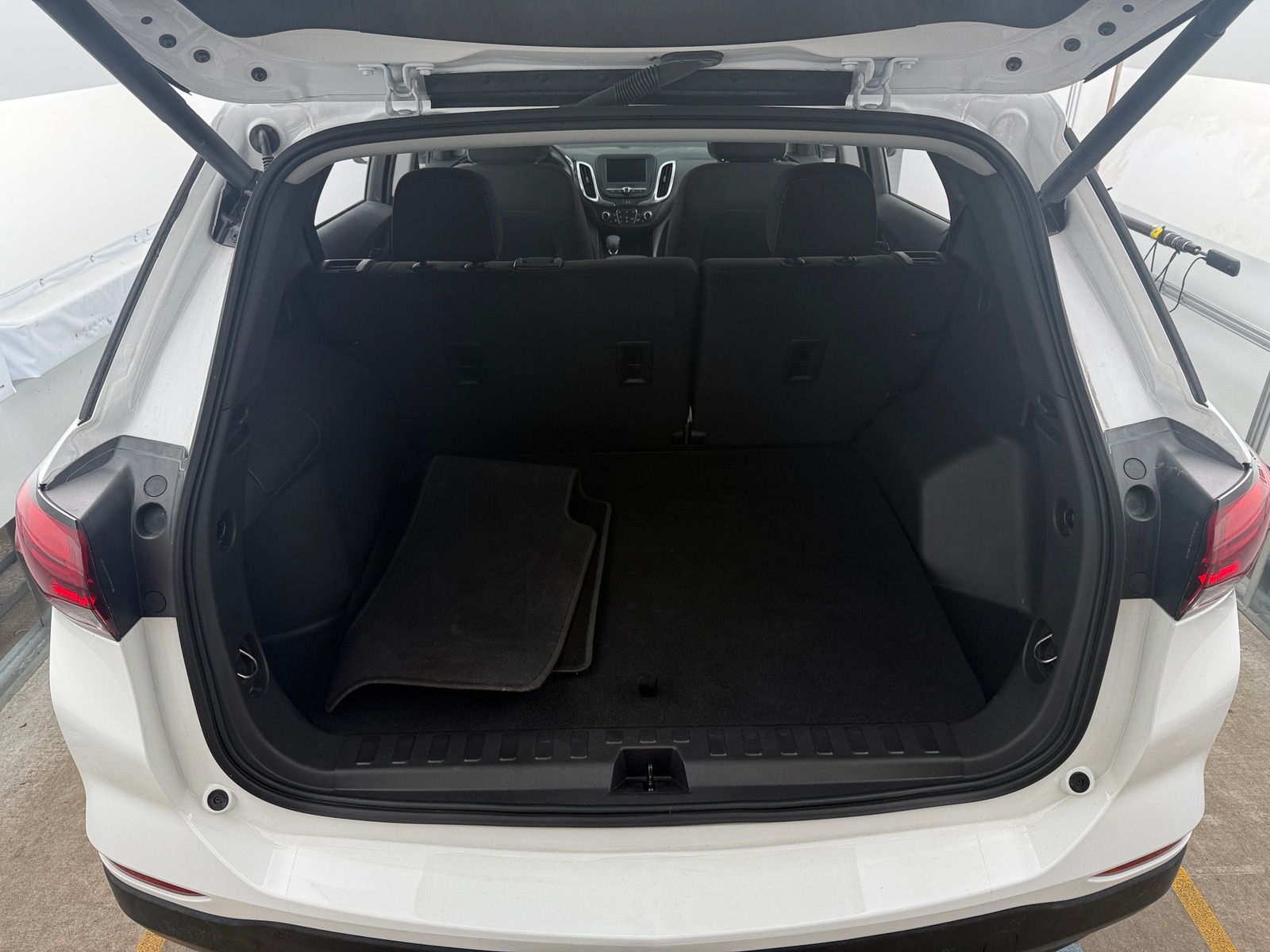 Thumbnail: 2023 Chevrolet Equinox - 7