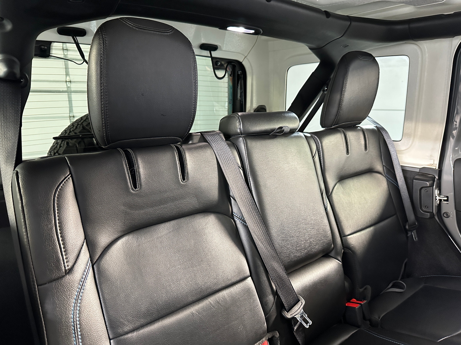 Thumbnail: 2022 Jeep Wrangler - 5