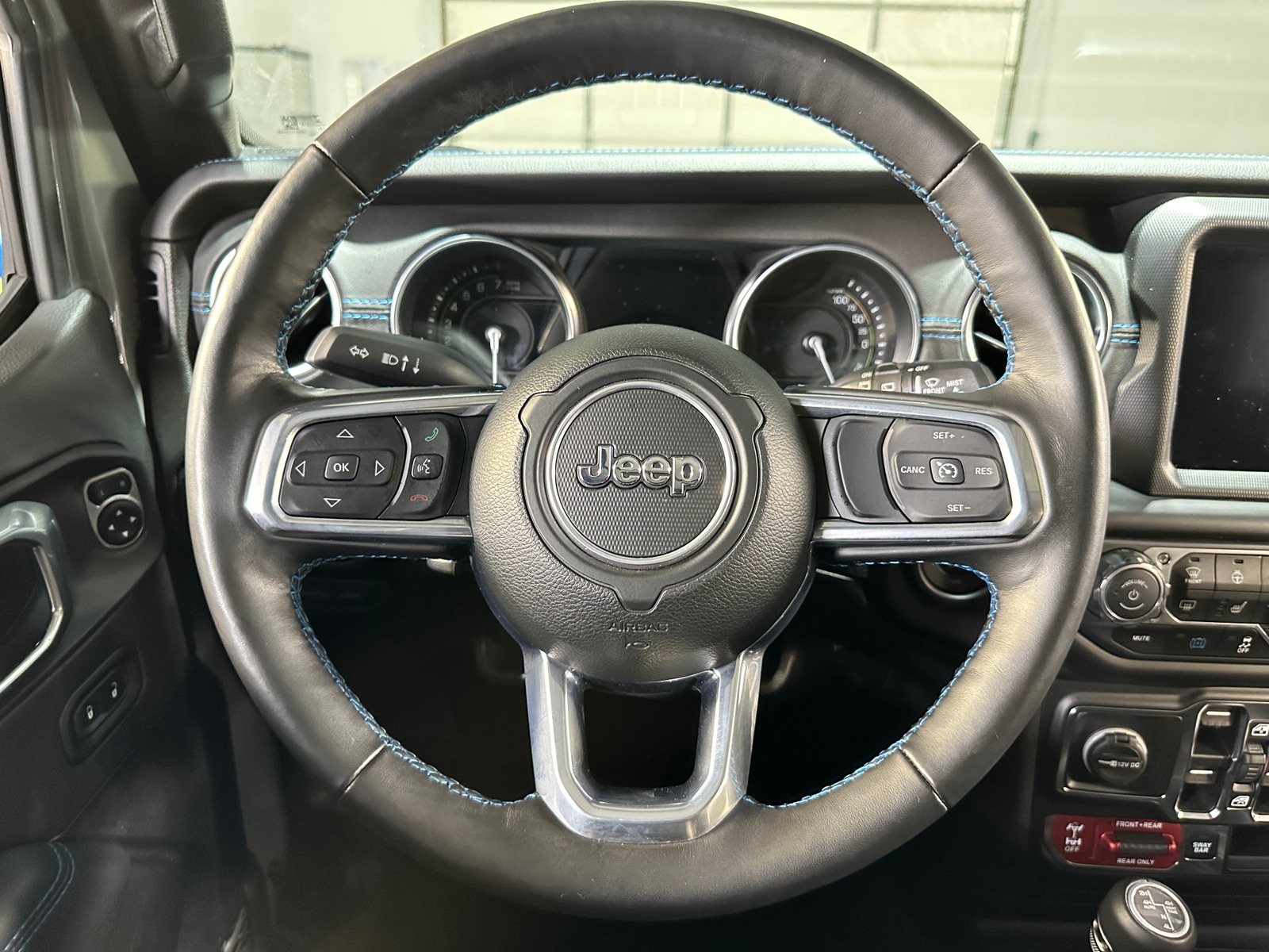 Thumbnail: 2022 Jeep Wrangler - 4