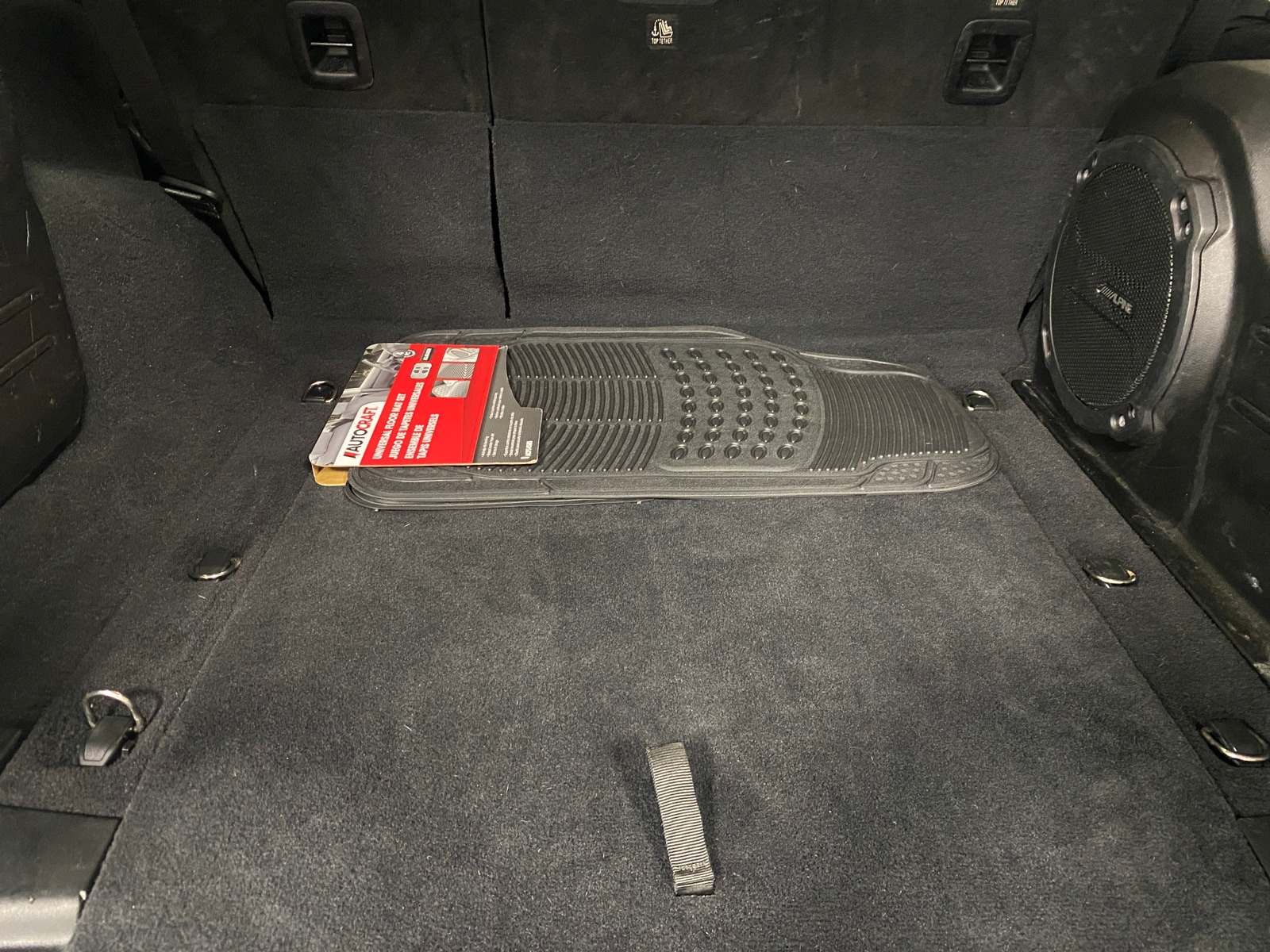 Thumbnail: 2019 Jeep Wrangler - 6