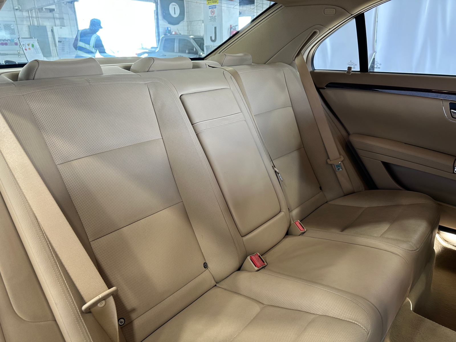 Thumbnail: 2011 Mercedes-Benz S-Class - 6