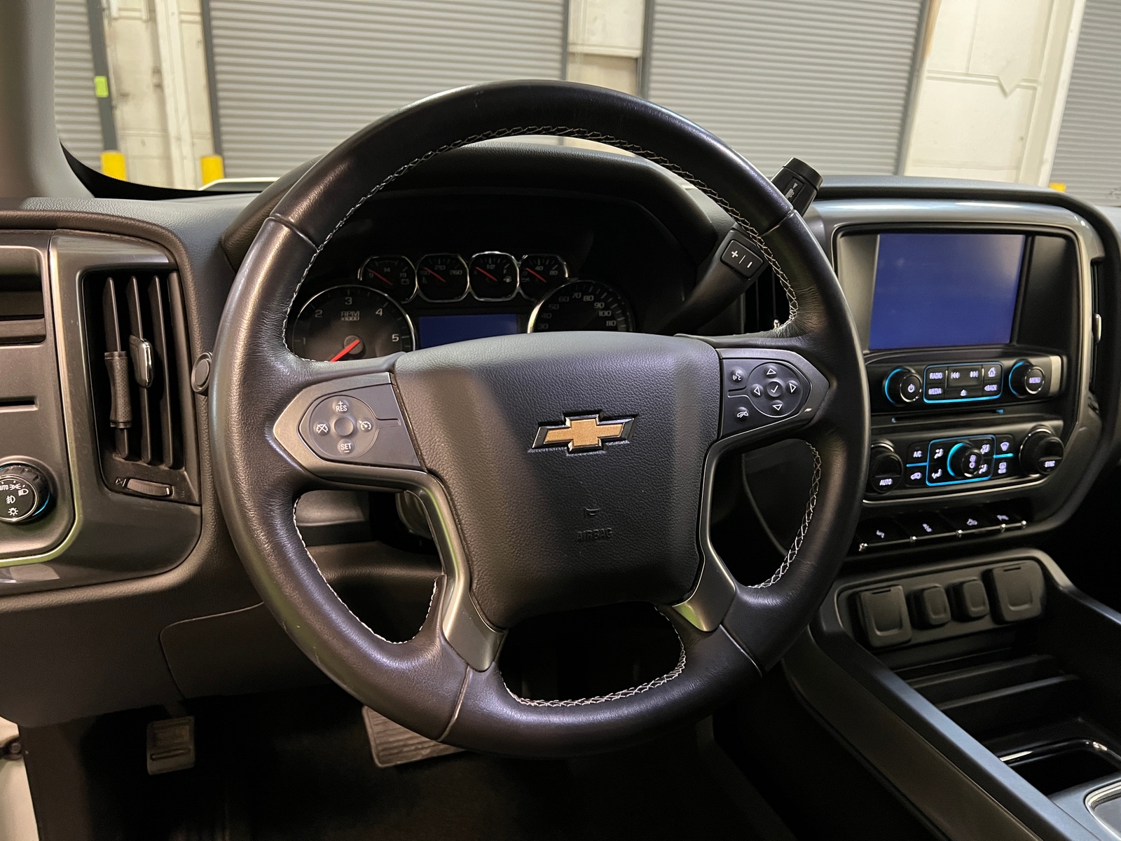 Thumbnail: 2018 Chevrolet Silverado 1500 - 5