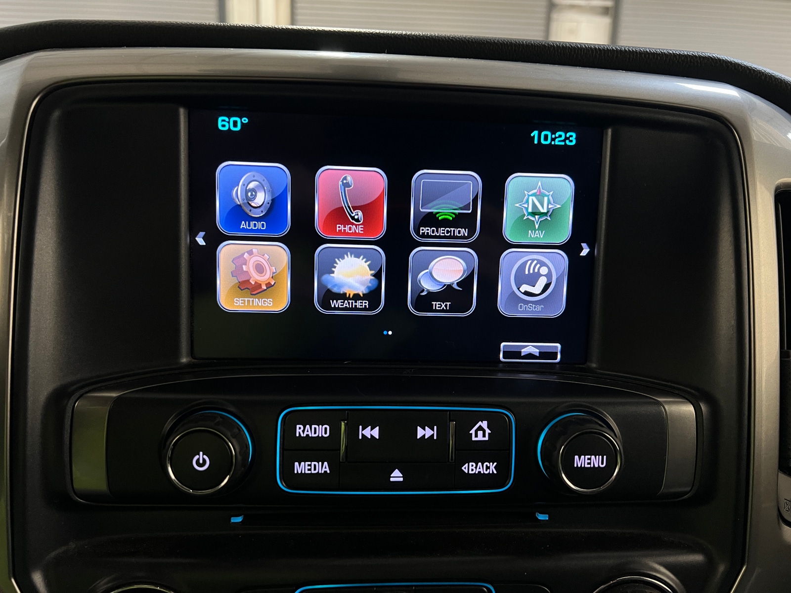 Thumbnail: 2018 Chevrolet Silverado 1500 - 4