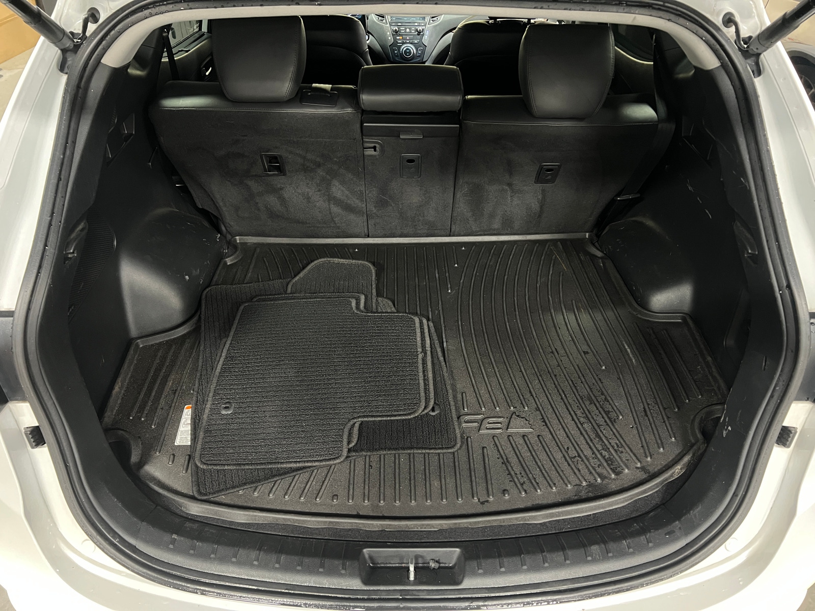 Thumbnail: 2018 Hyundai Santa Fe - 6