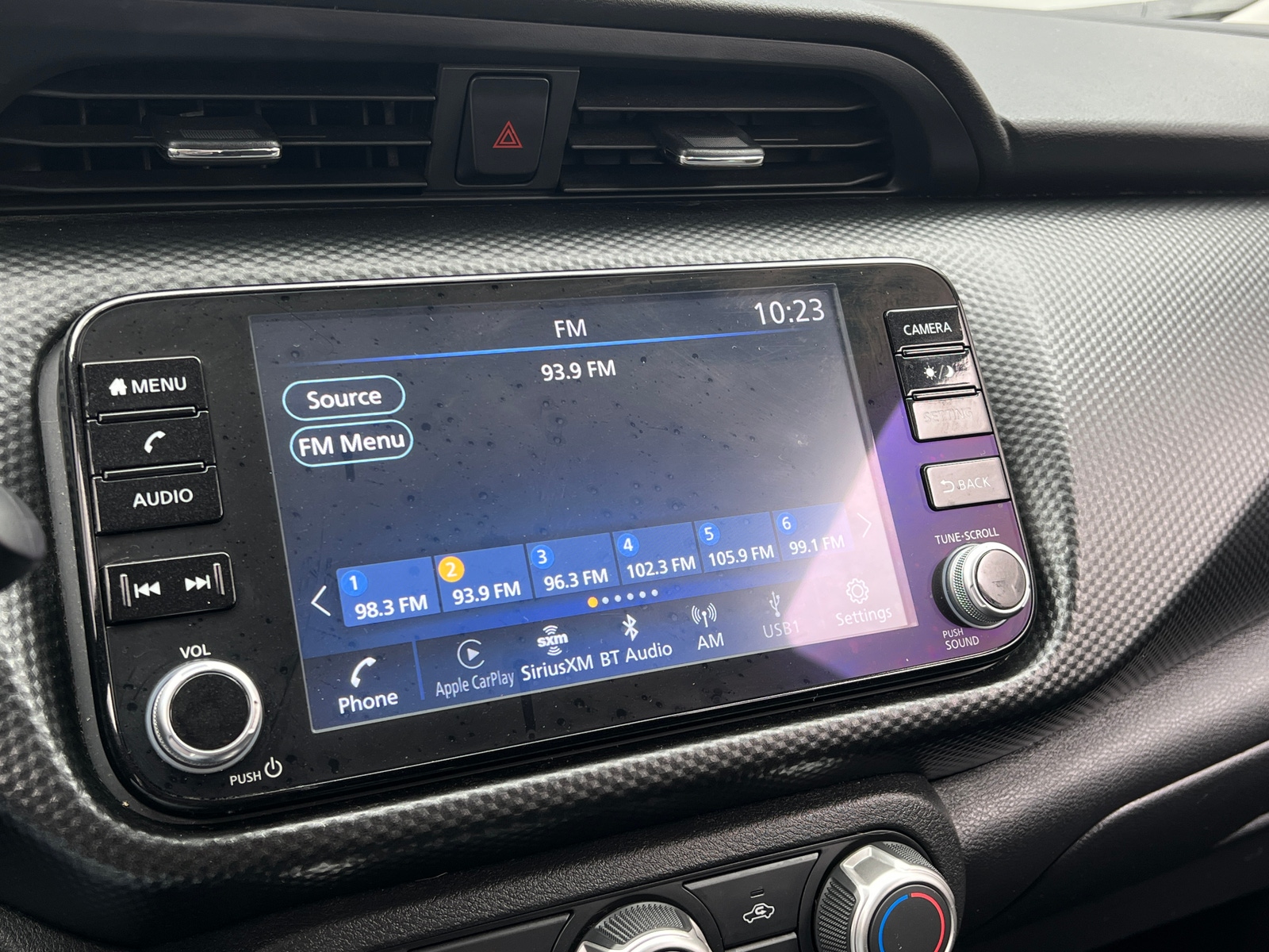 Thumbnail: 2023 Nissan Kicks - 4