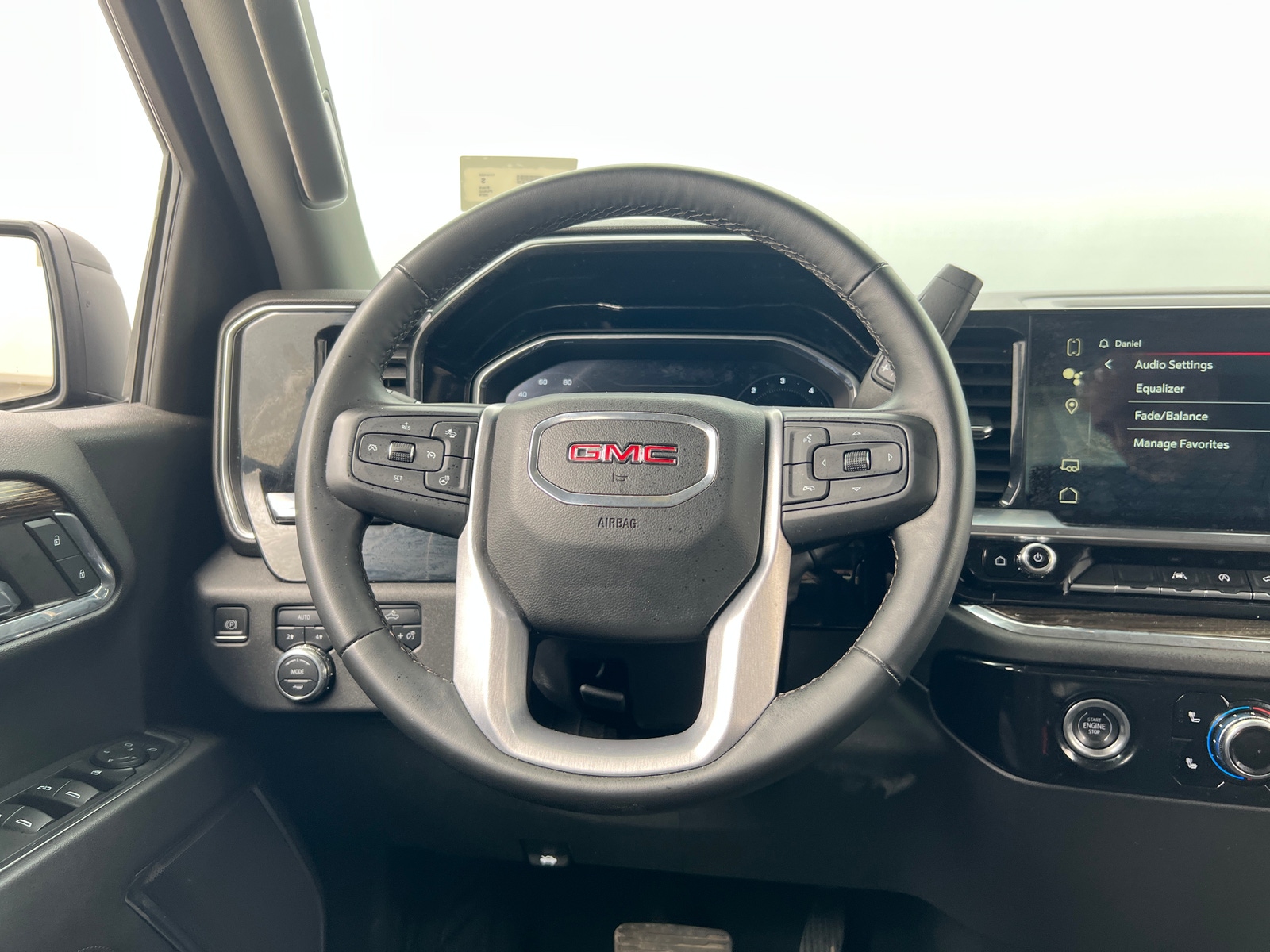 Thumbnail: 2024 GMC Sierra 1500 - 5