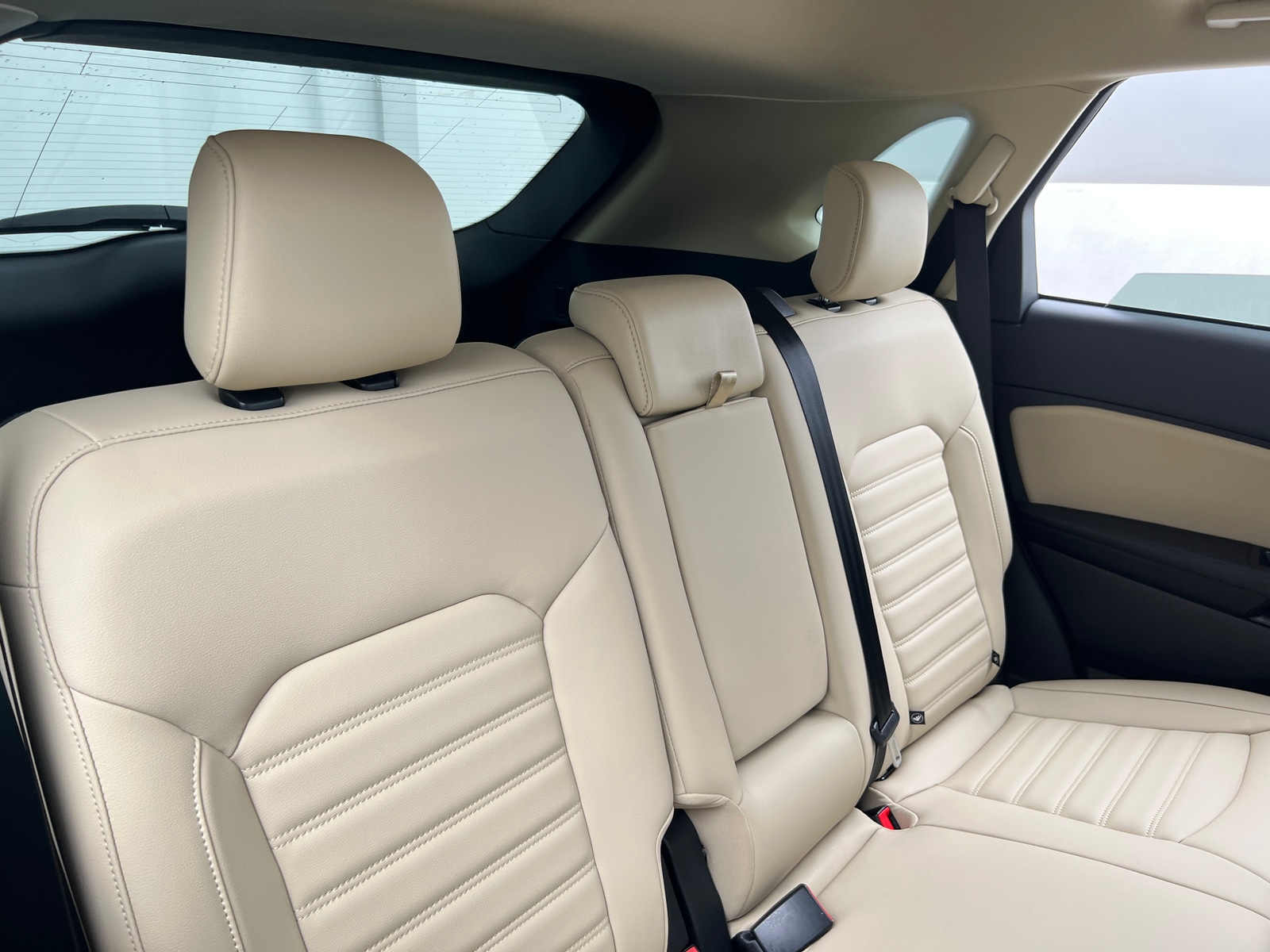 Thumbnail: 2020 Ford Edge - 5