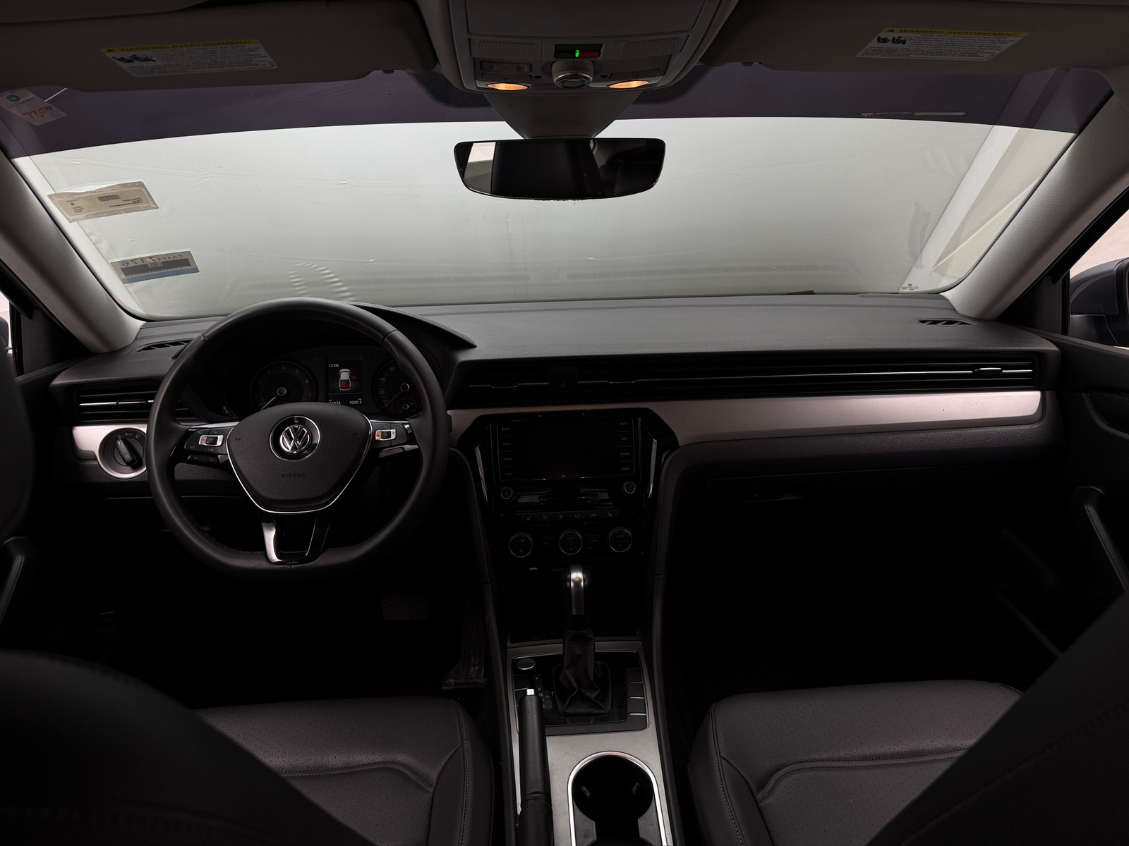 Thumbnail: 2022 Volkswagen Passat - 2