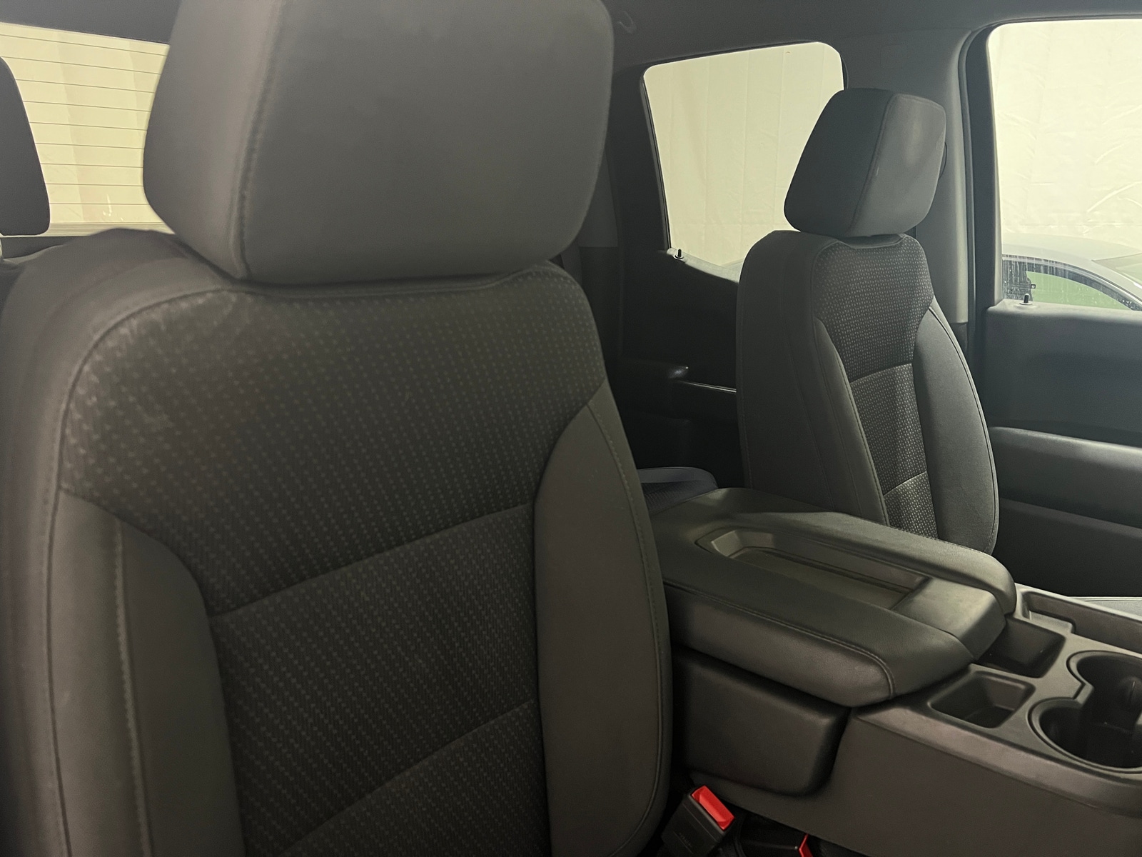 Thumbnail: 2021 Chevrolet Silverado 1500 - 2