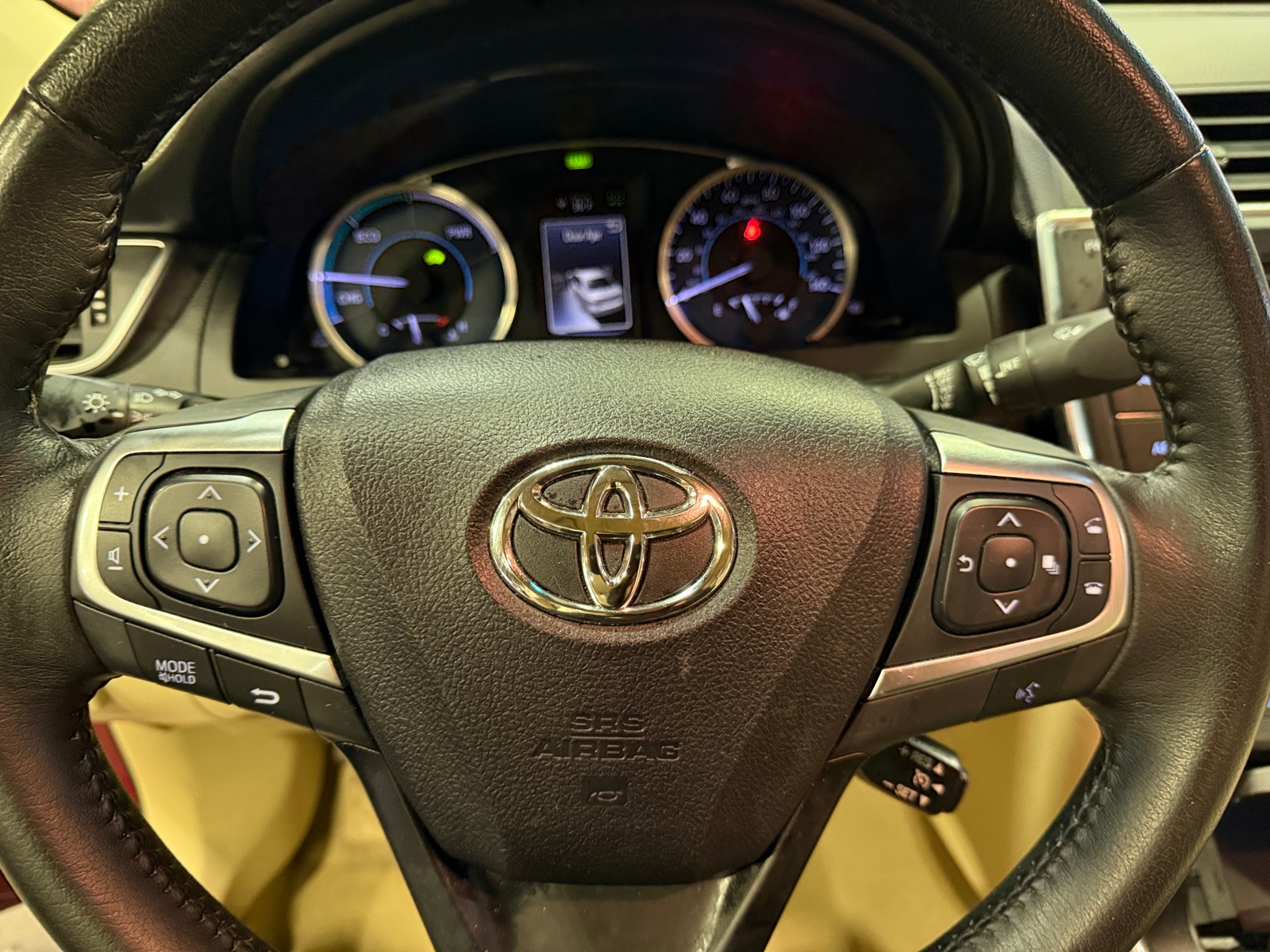 Thumbnail: 2015 Toyota Camry - 4