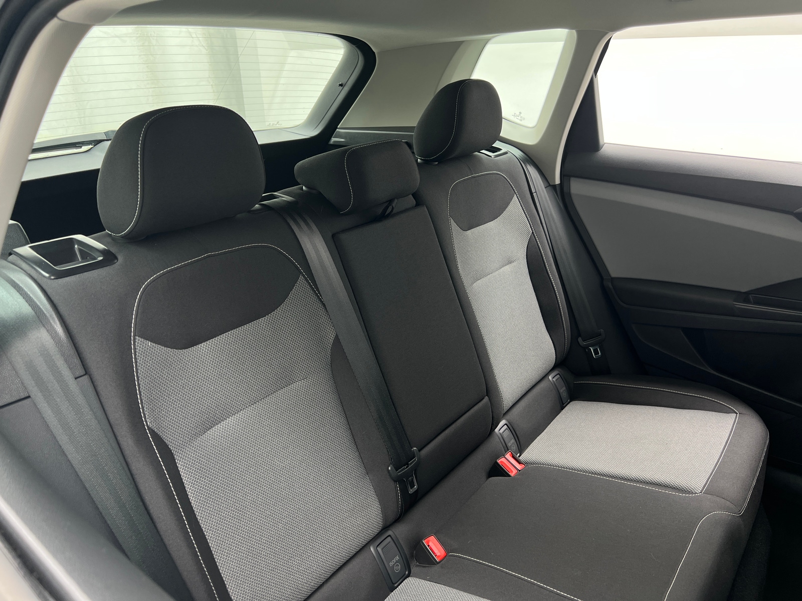 Thumbnail: 2022 Volkswagen Taos - 6