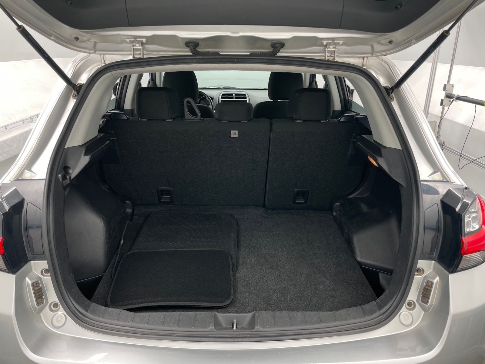 Thumbnail: 2021 Mitsubishi Outlander Sport - 7