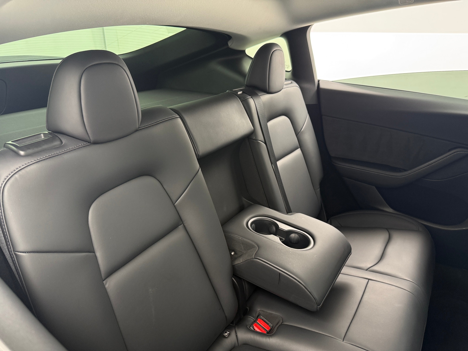 Thumbnail: 2022 Tesla Model Y - 5