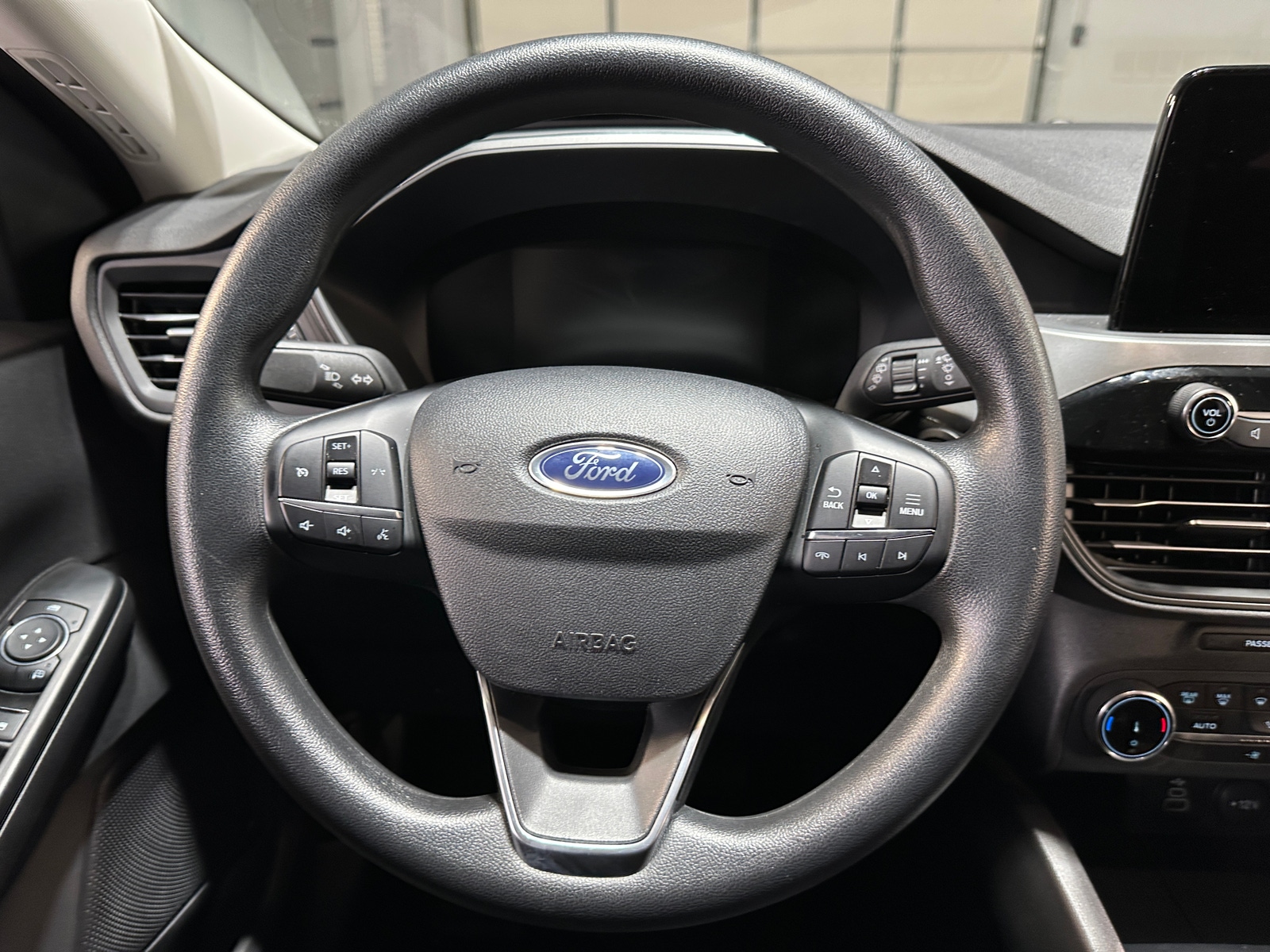 Thumbnail: 2025 Ford Escape - 5