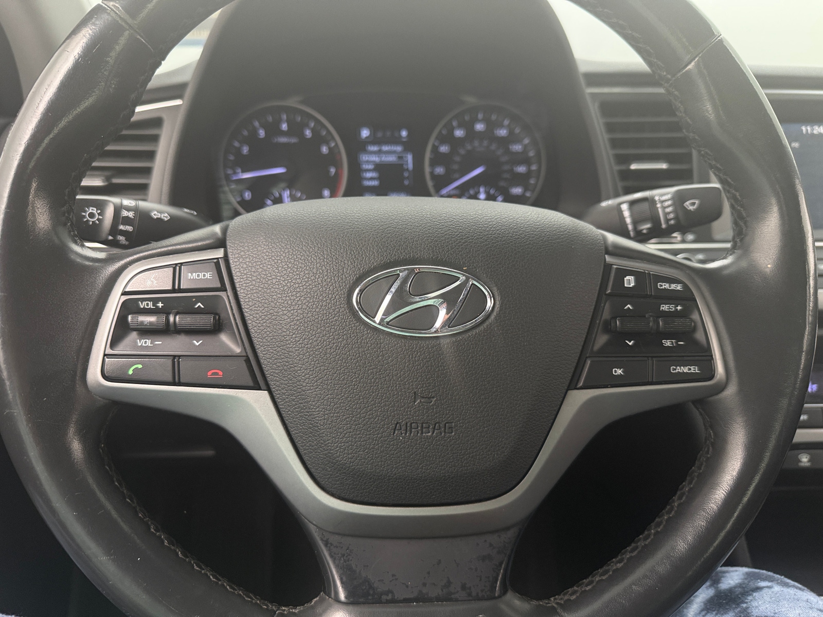 Thumbnail: 2018 Hyundai Elantra - 5