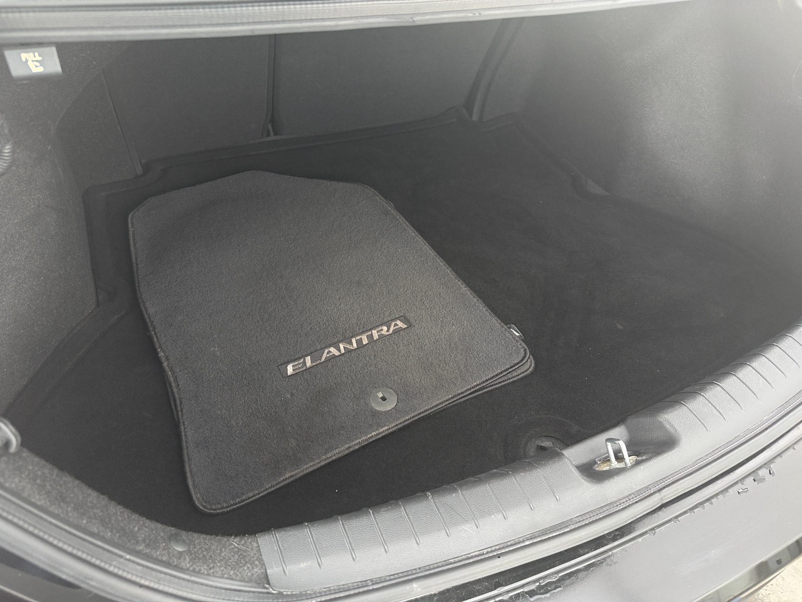 Thumbnail: 2018 Hyundai Elantra - 7