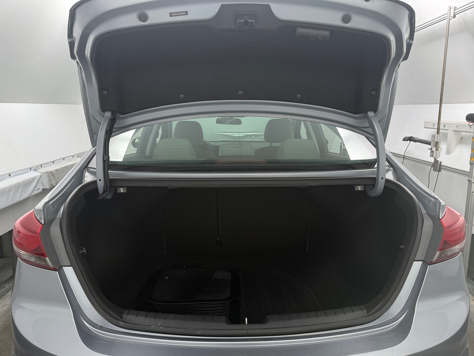 Thumbnail: 2017 Hyundai Elantra - 7