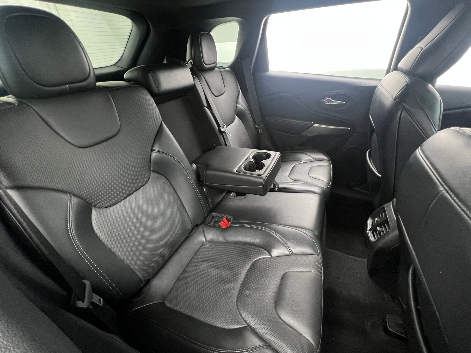 Thumbnail: 2021 Jeep Cherokee - 5