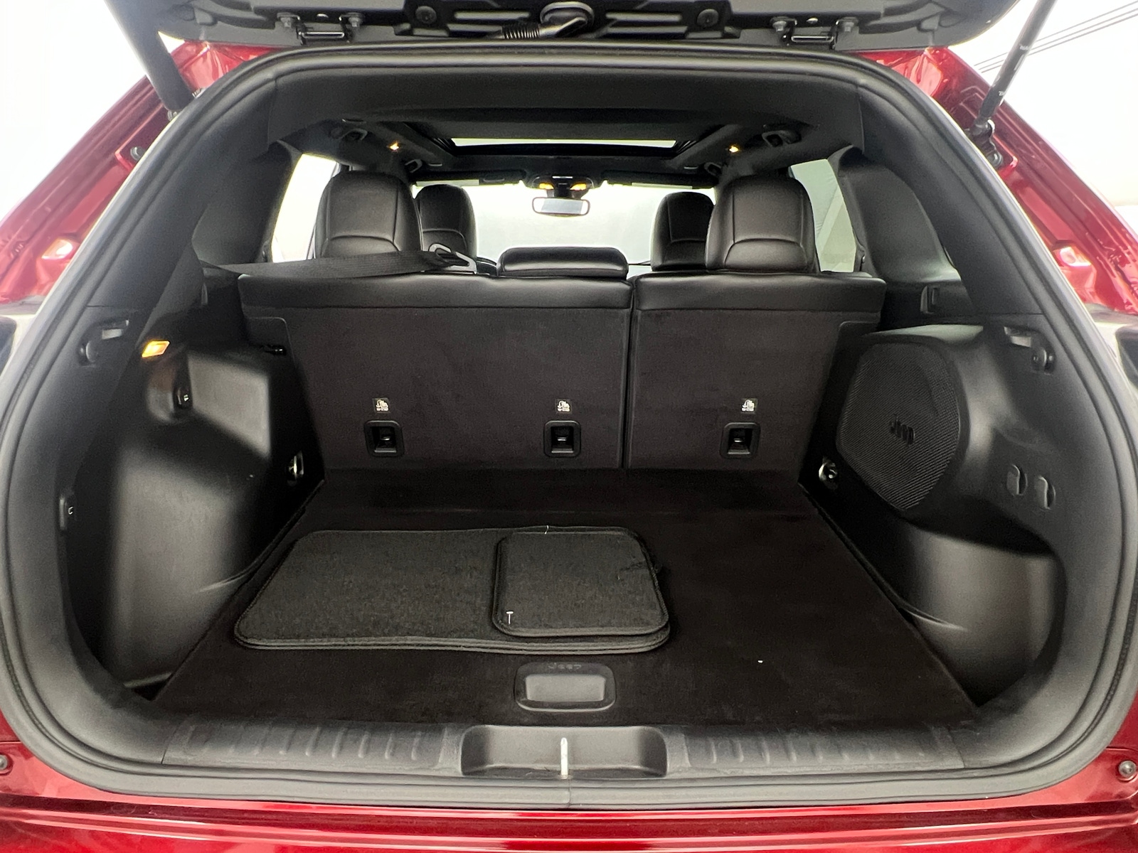 Thumbnail: 2021 Jeep Cherokee - 6