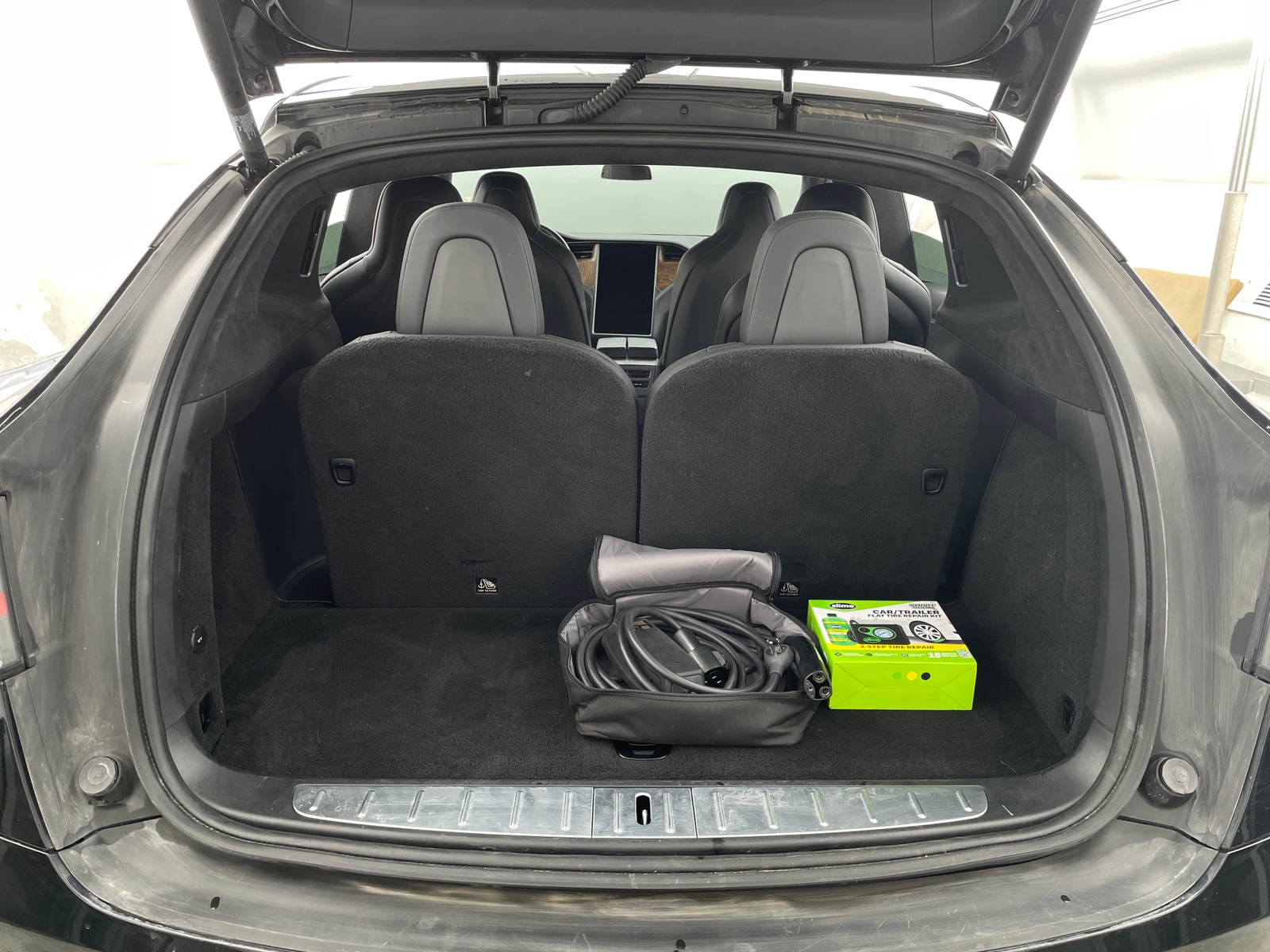 Thumbnail: 2018 Tesla Model X - 6