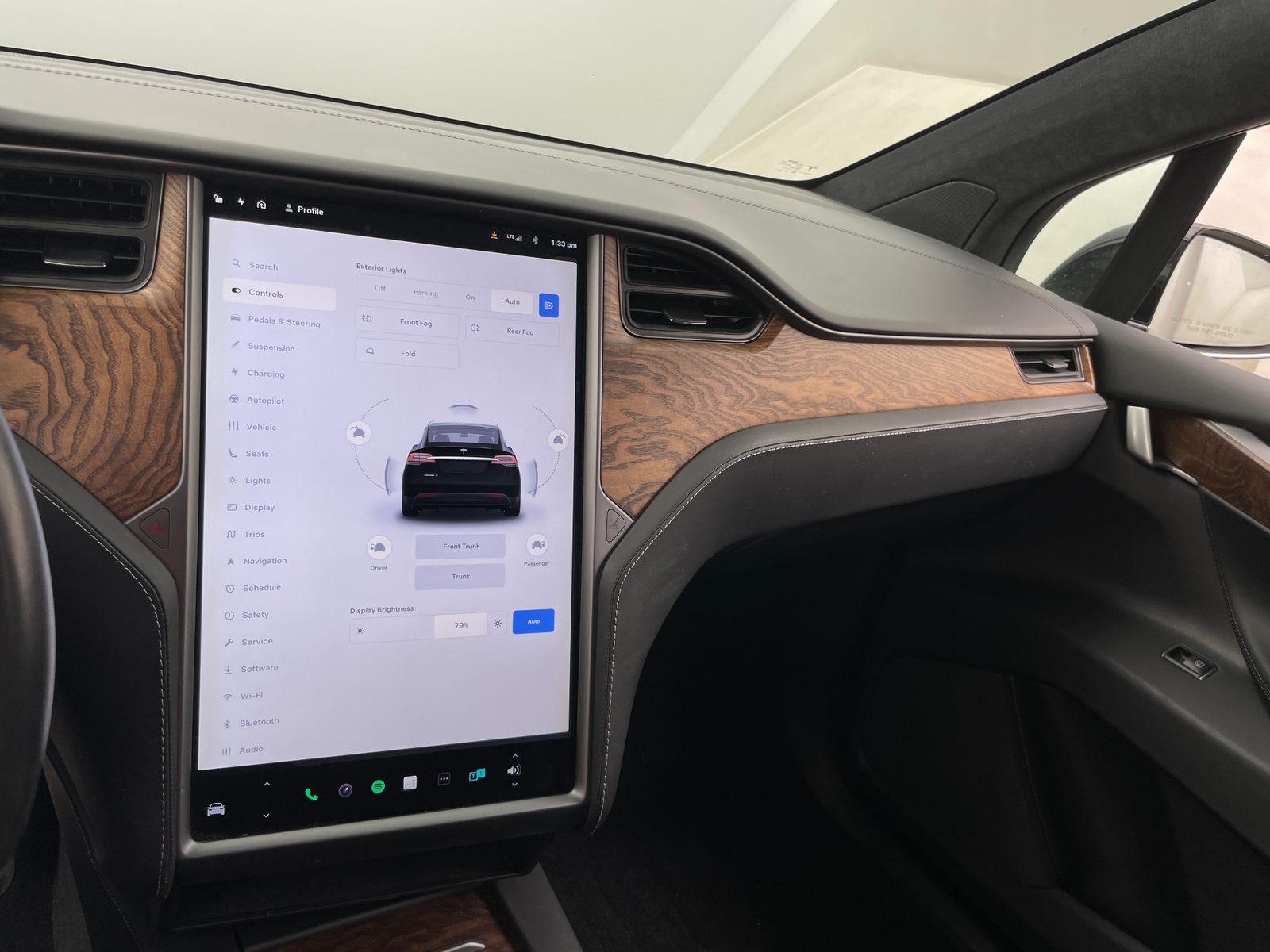 Thumbnail: 2018 Tesla Model X - 3