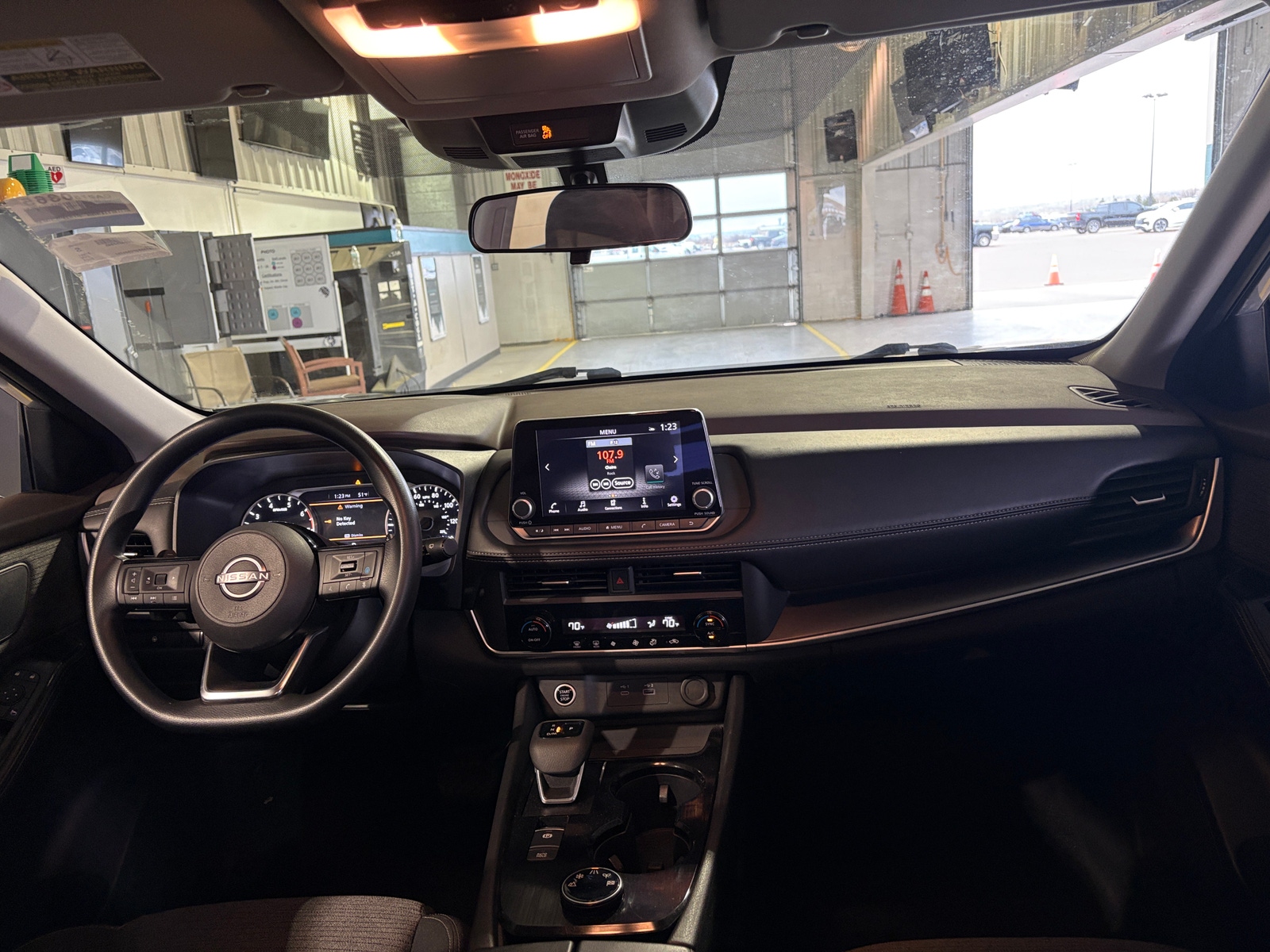 Thumbnail: 2023 Nissan Rogue - 3