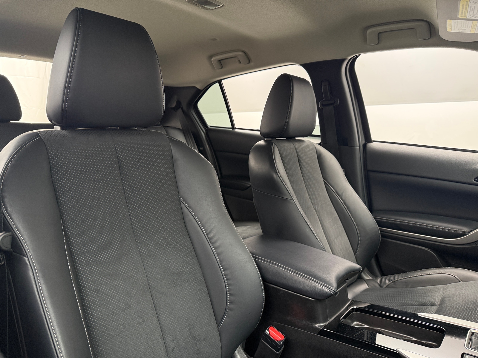 Thumbnail: 2023 Mitsubishi Eclipse Cross - 2