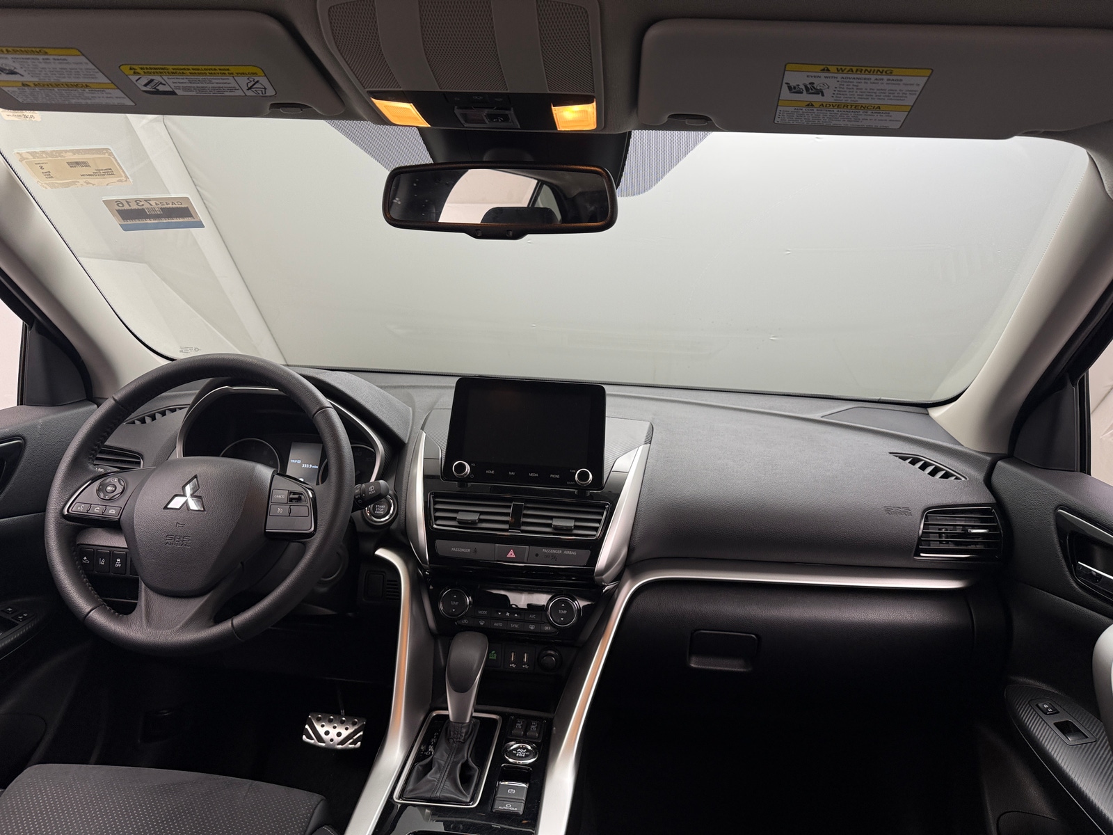 Thumbnail: 2023 Mitsubishi Eclipse Cross - 3