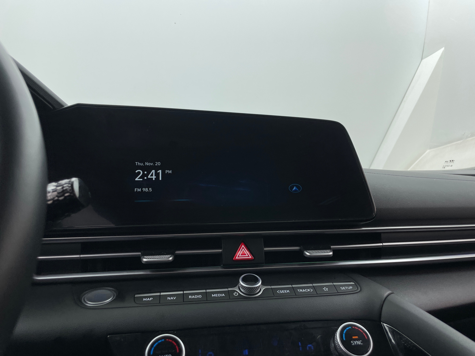 Thumbnail: 2025 Hyundai Elantra - 4