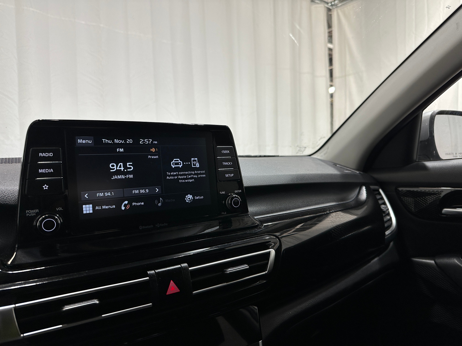 Thumbnail: 2021 Kia Seltos - 3