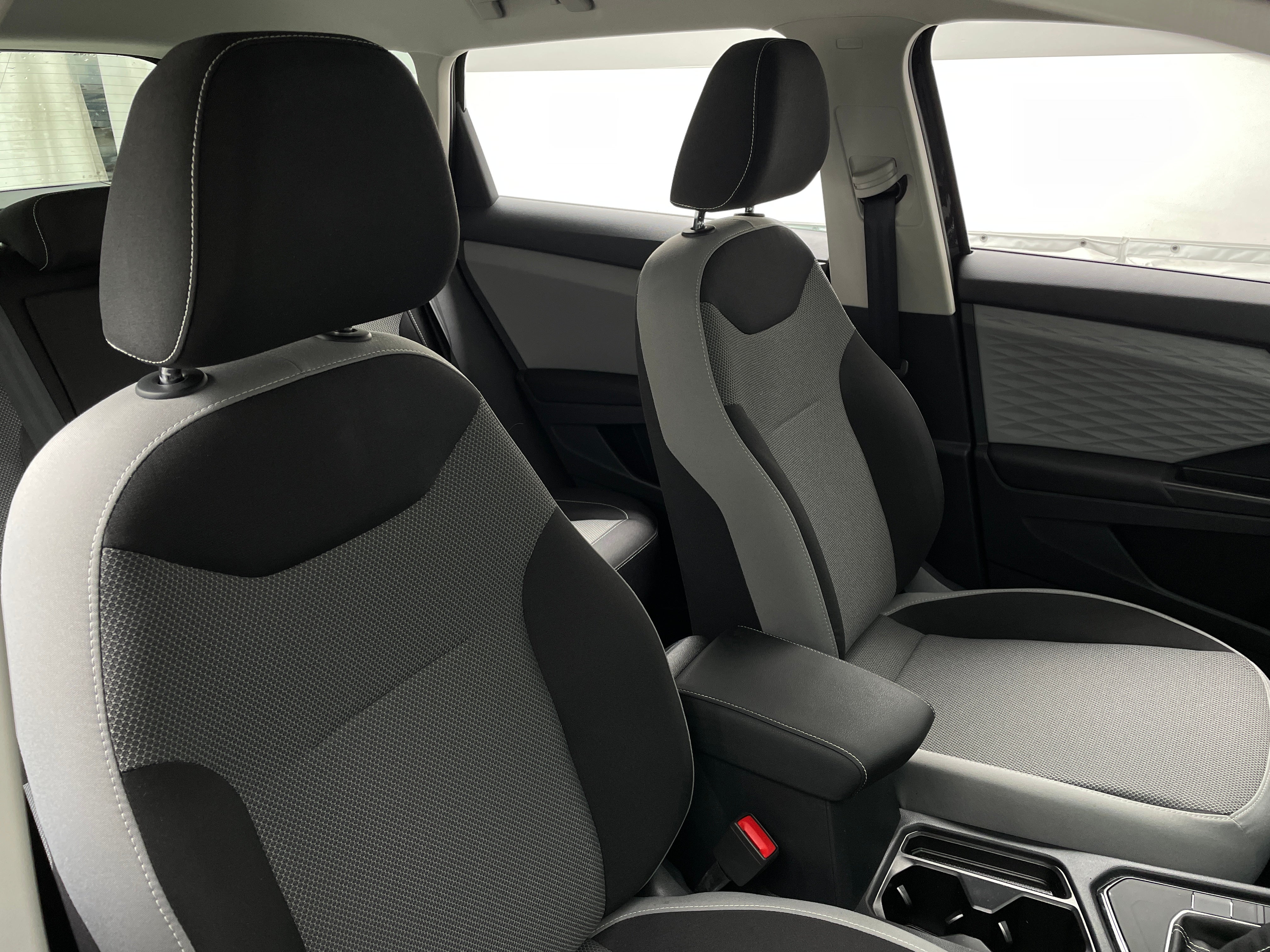 2023 Volkswagen Taos