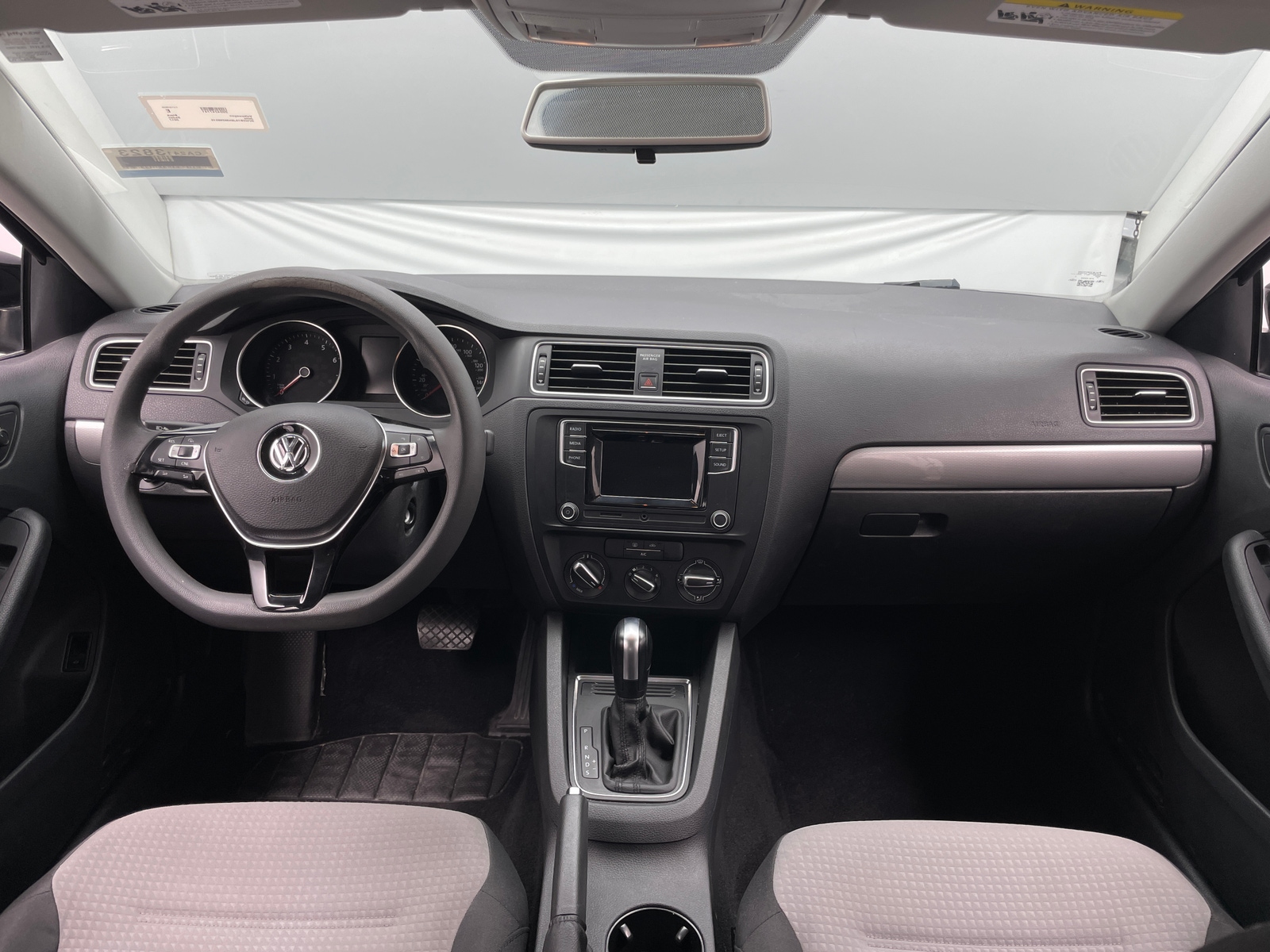 Thumbnail: 2017 Volkswagen Jetta - 3