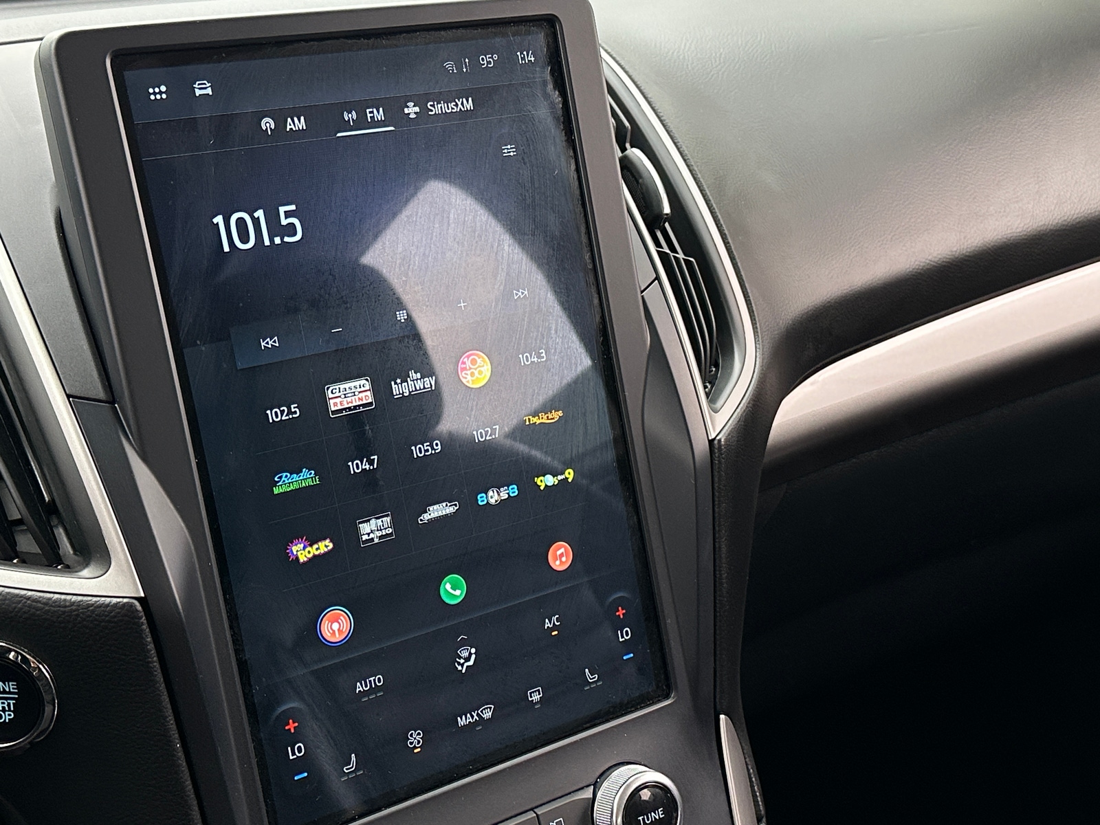 Thumbnail: 2023 Ford Edge - 3