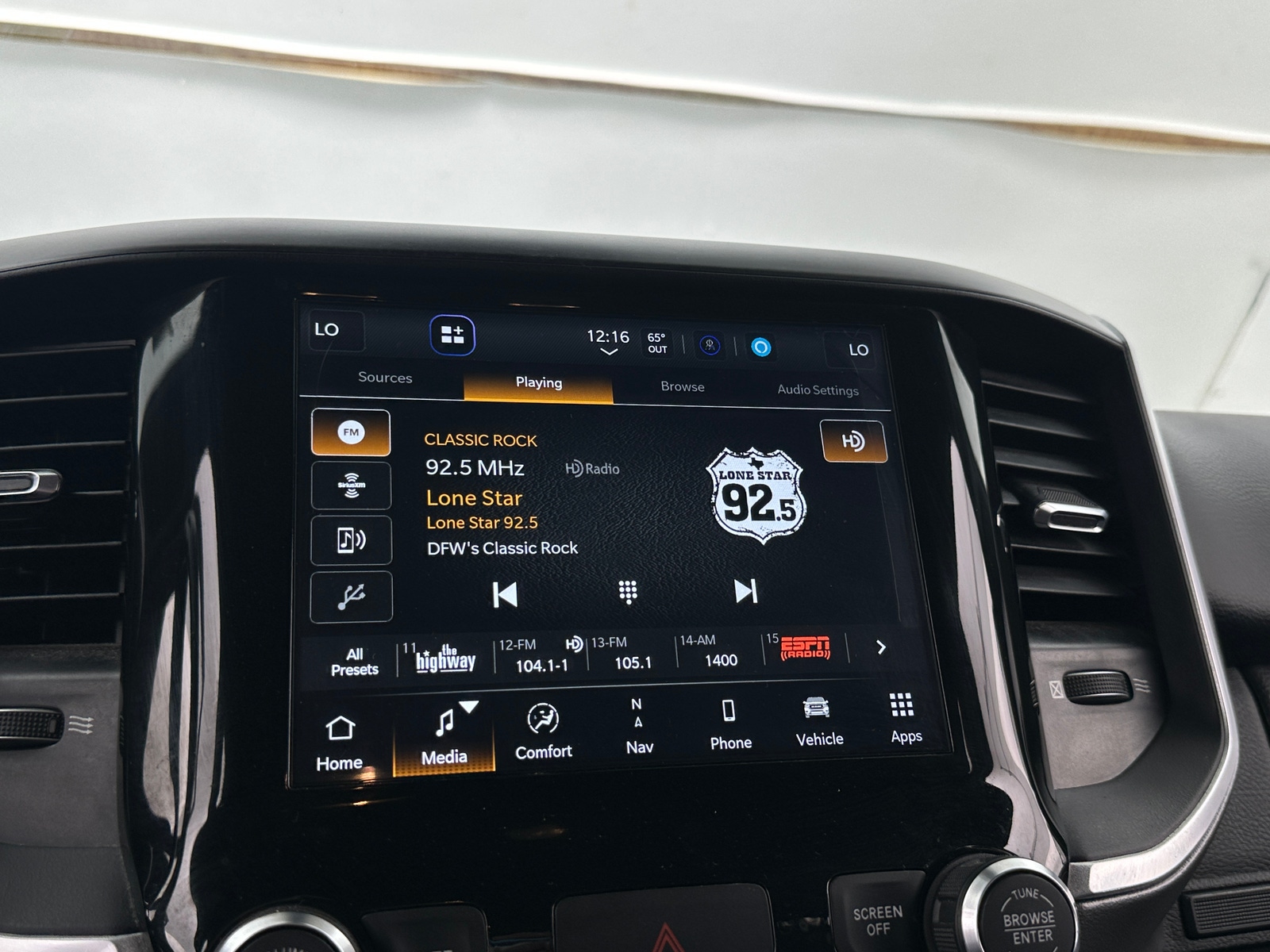 Thumbnail: 2022 RAM 1500 - 4