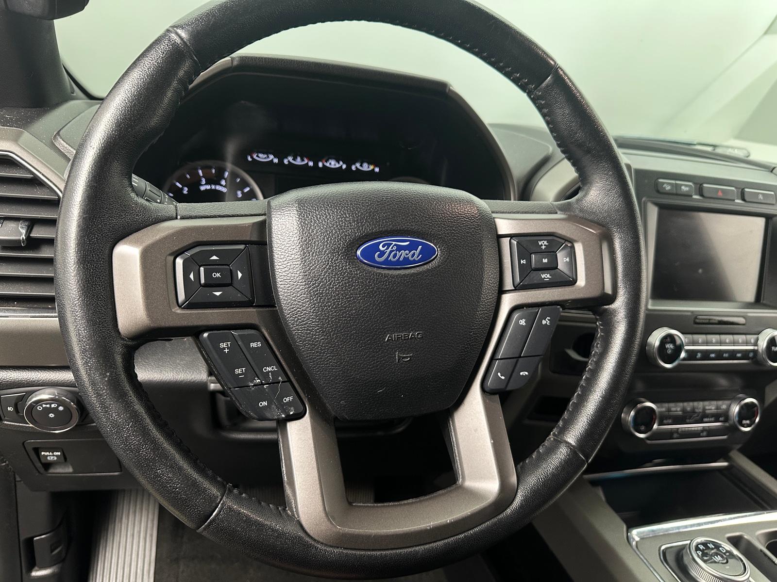 Thumbnail: 2019 Ford Expedition - 5