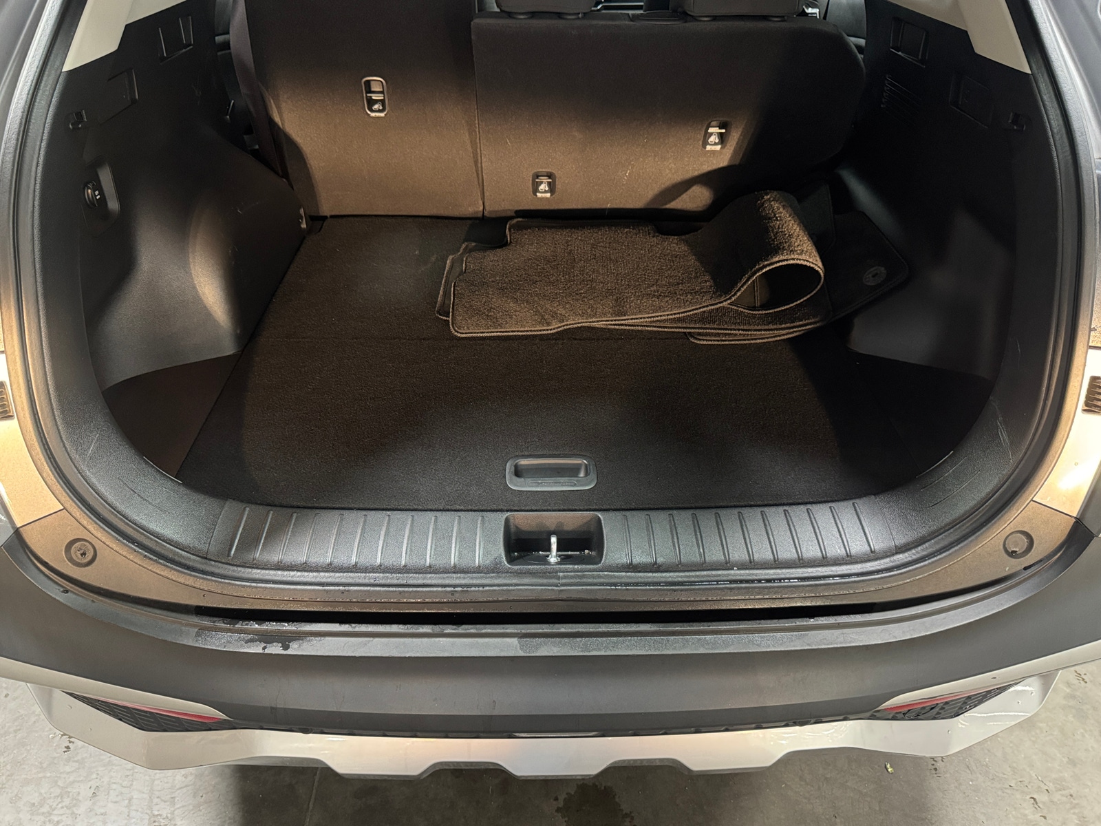 Thumbnail: 2023 Kia Sportage - 7