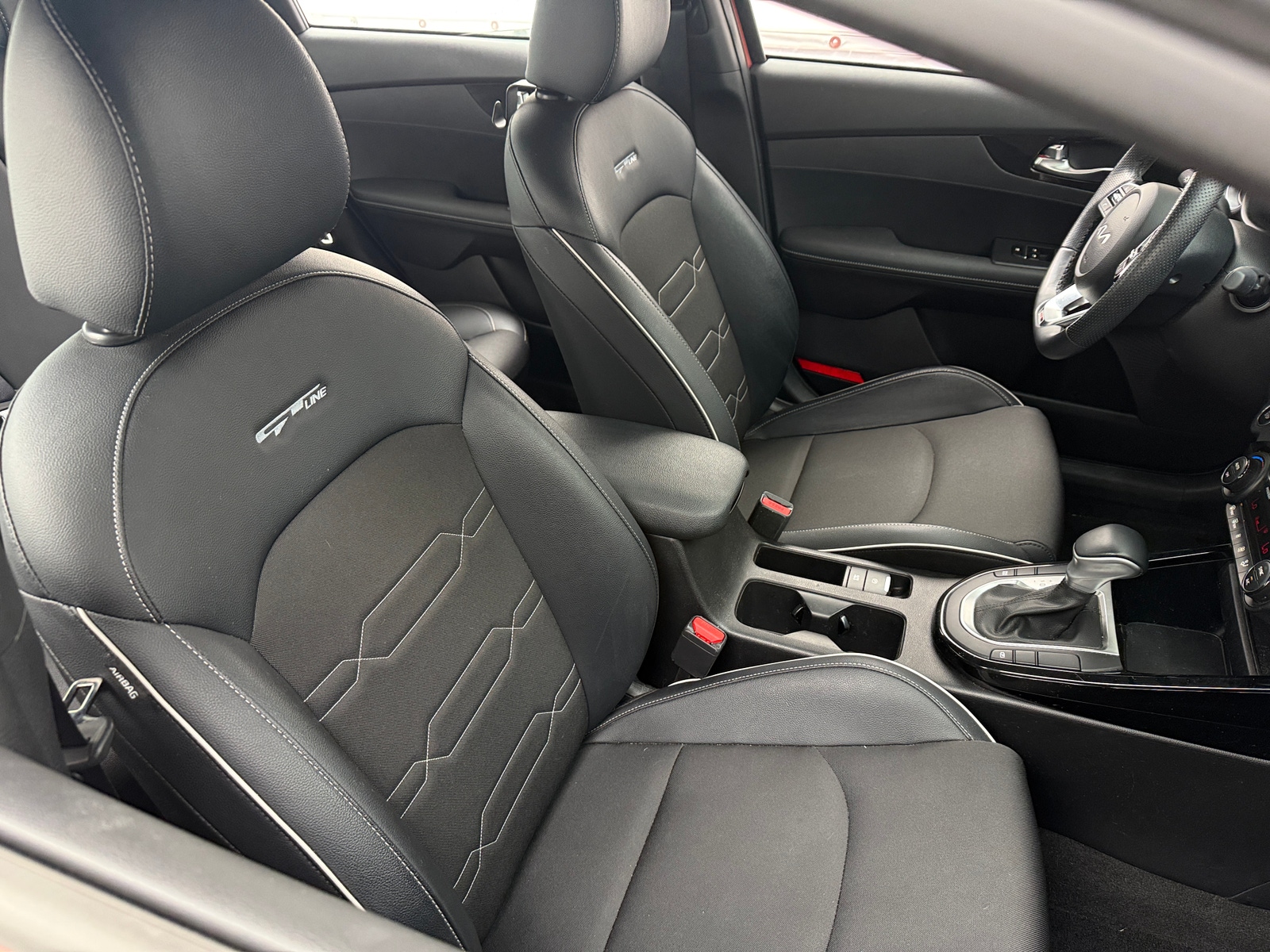 Thumbnail: 2023 Kia Forte - 2