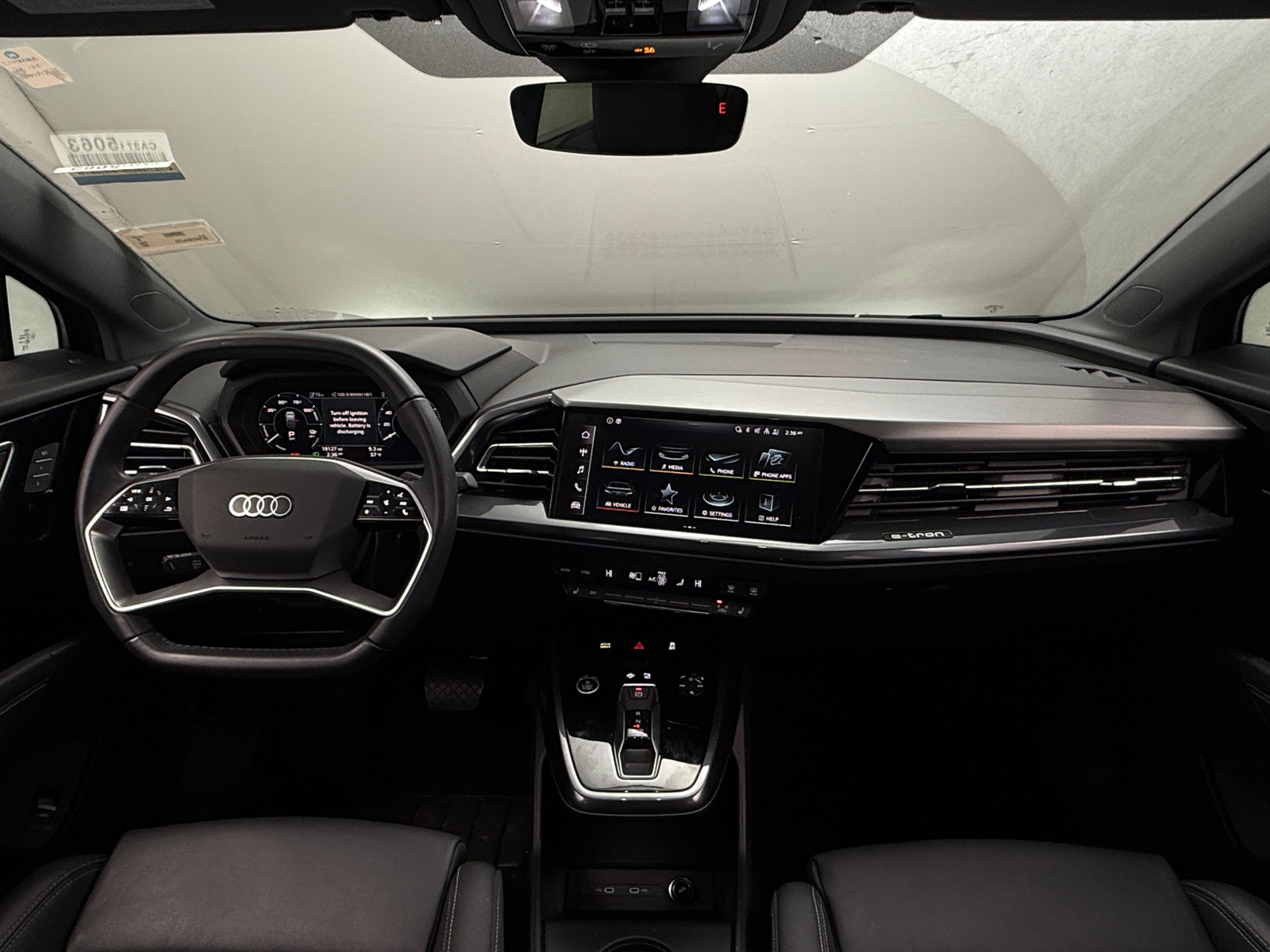 Thumbnail: 2023 Audi Q4 e-tron - 2